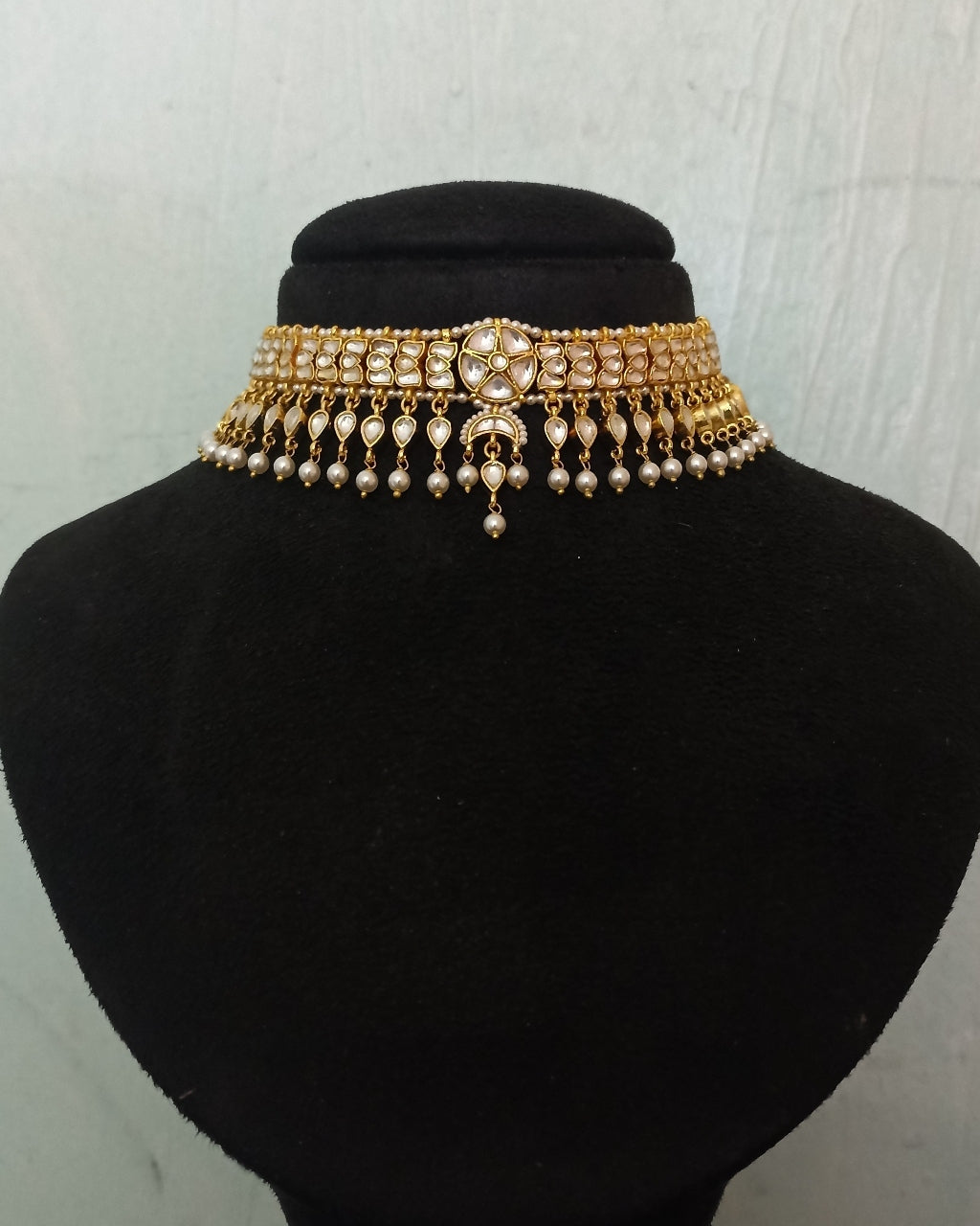 Golden Cascade Kundan Necklace Set