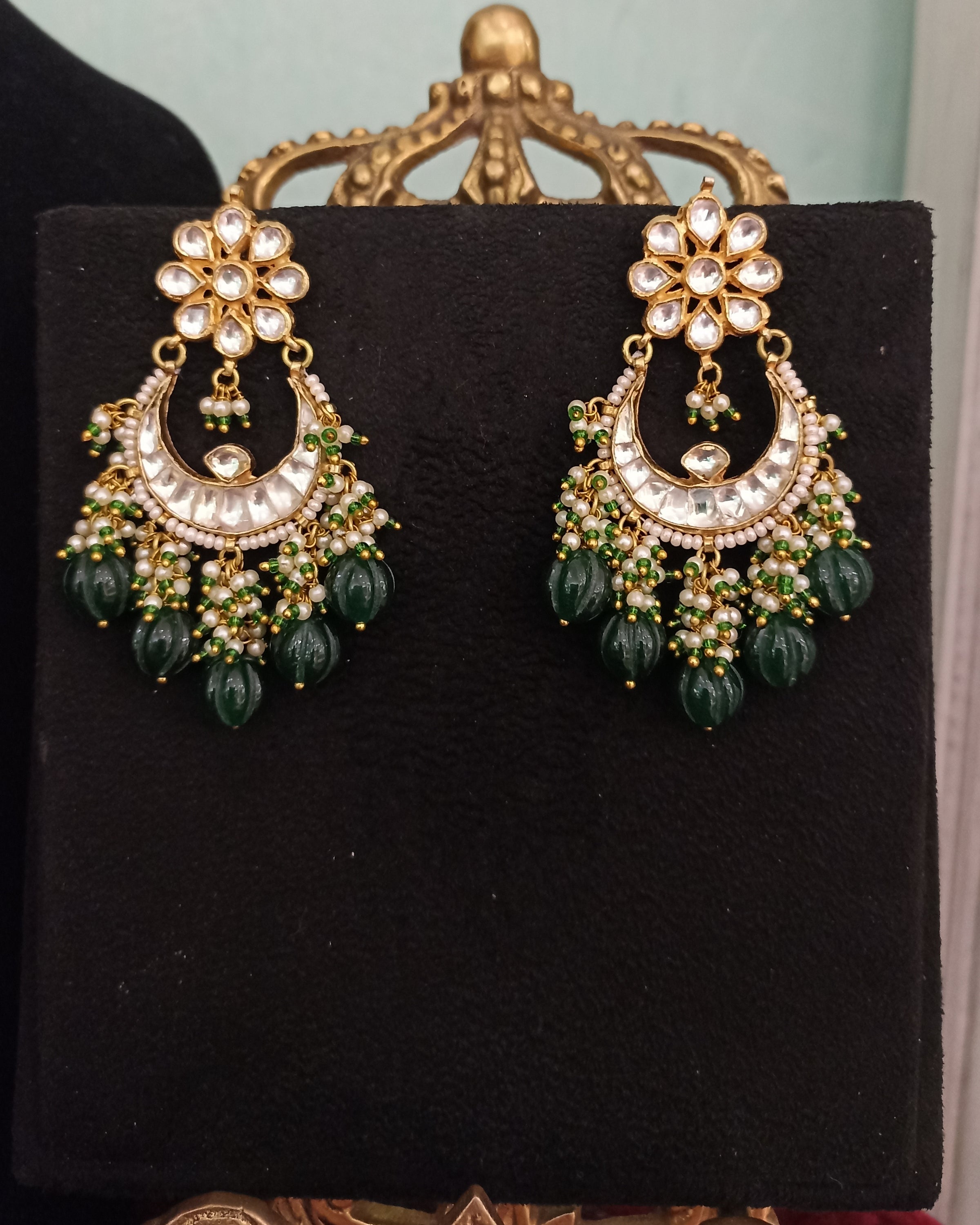 The Chaand Necklace Set