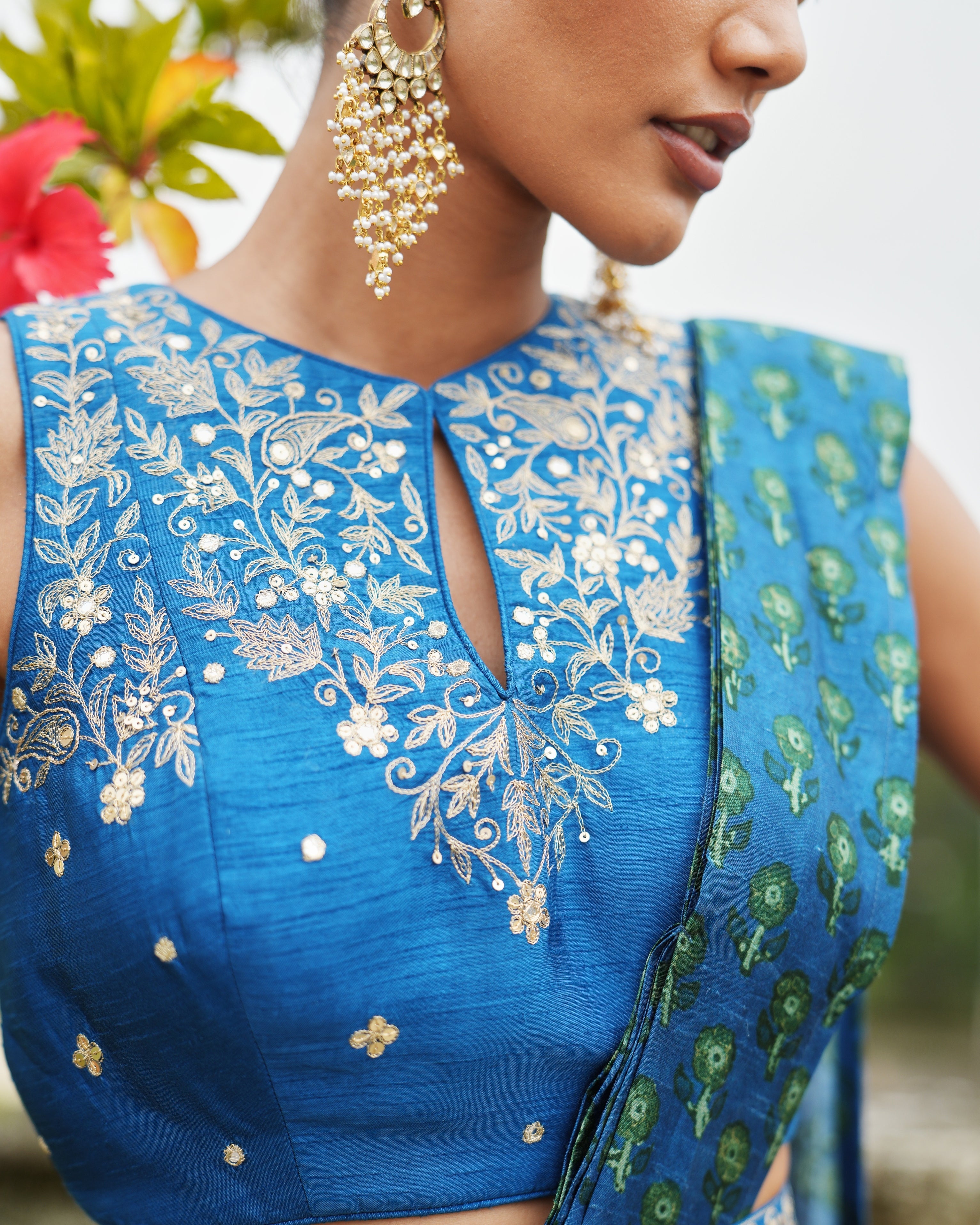 Nuri Floral Sari Set