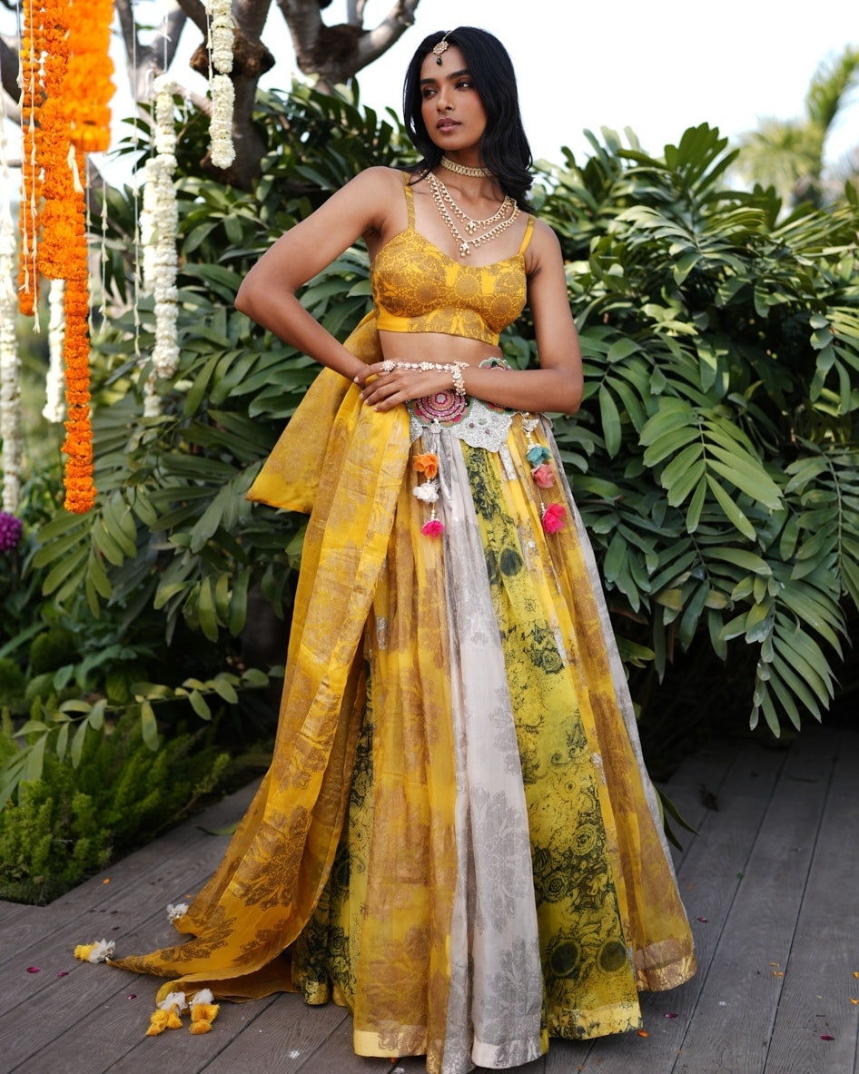Amara Lehenga