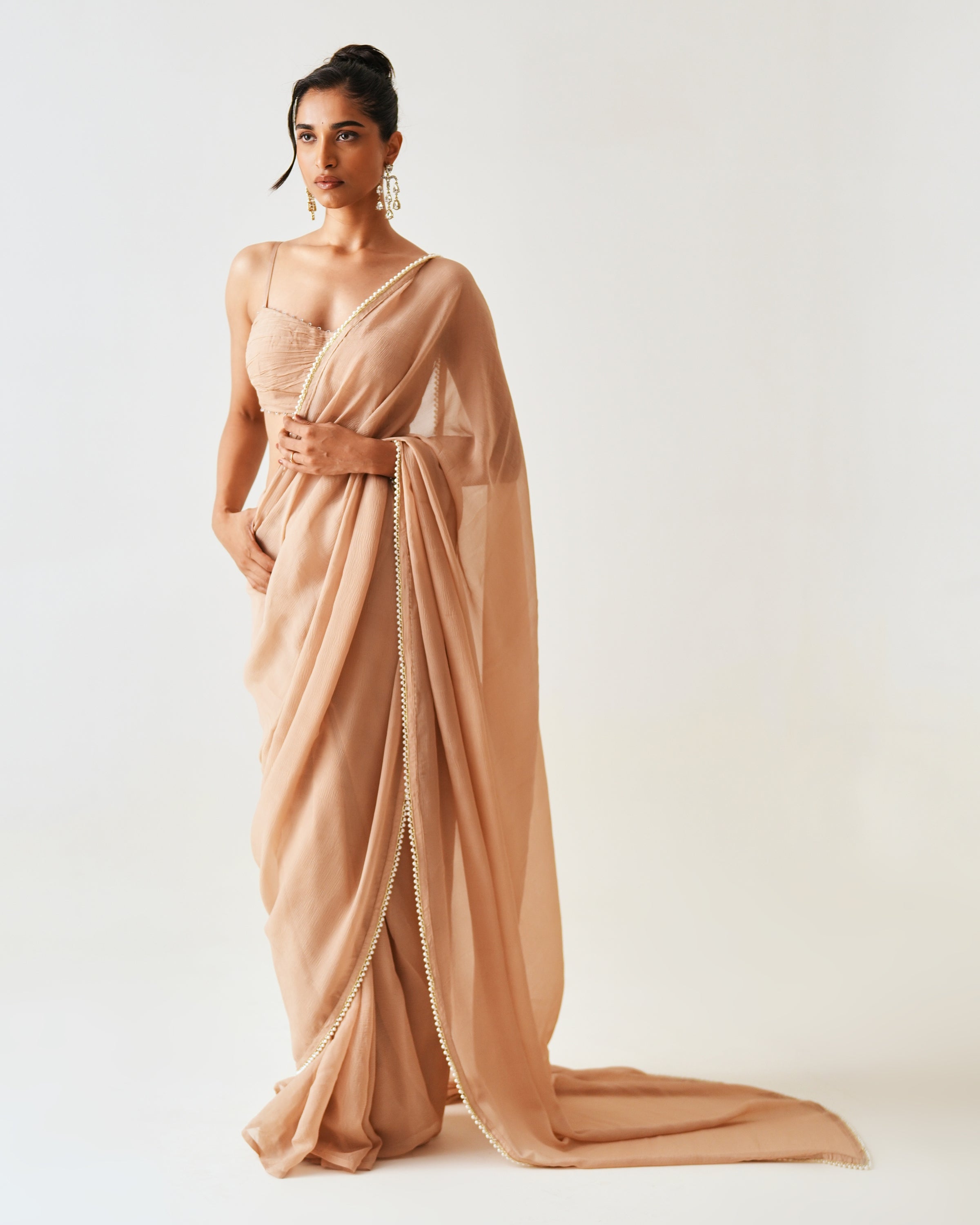 Nura Sari And Cape Set