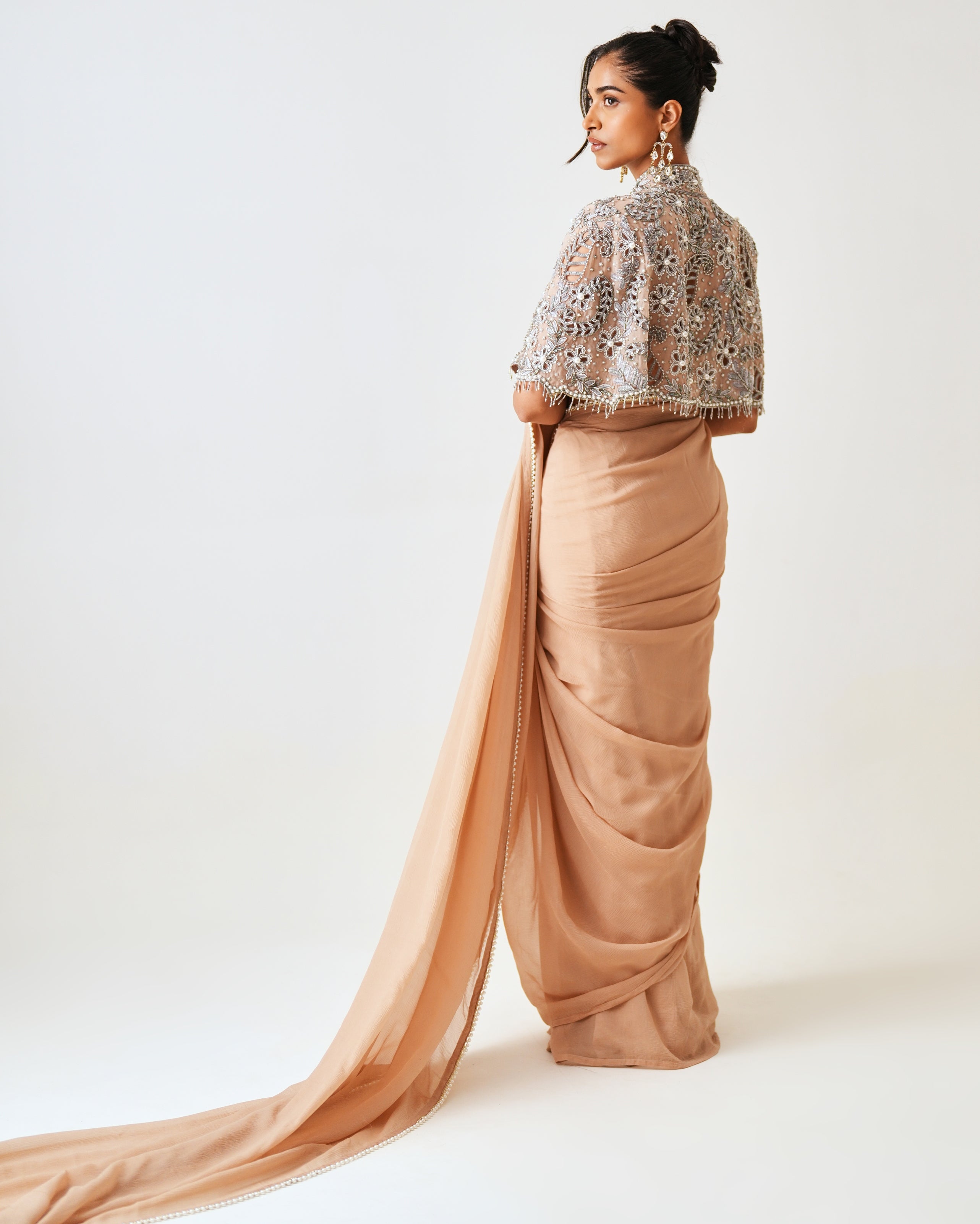 Nura Sari And Cape Set