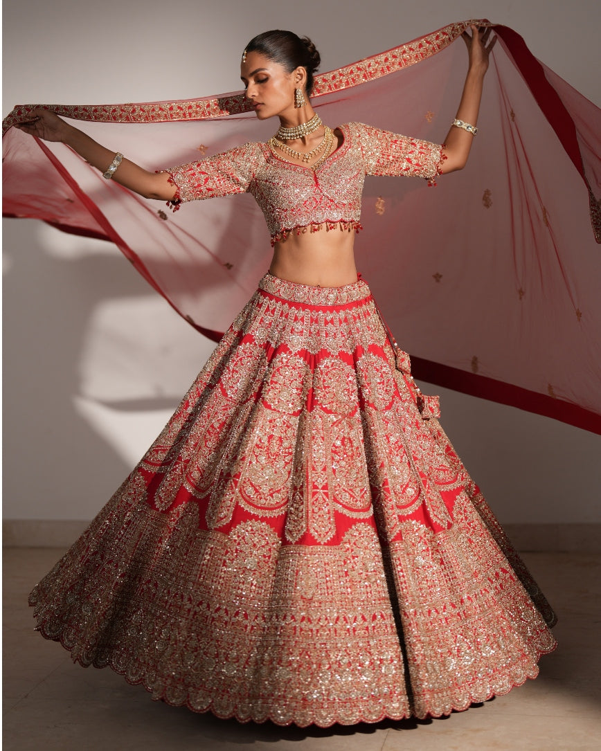 Inara Lehenga