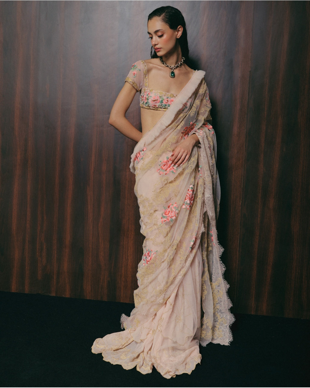 Lady Blushes A Lot Sari Set