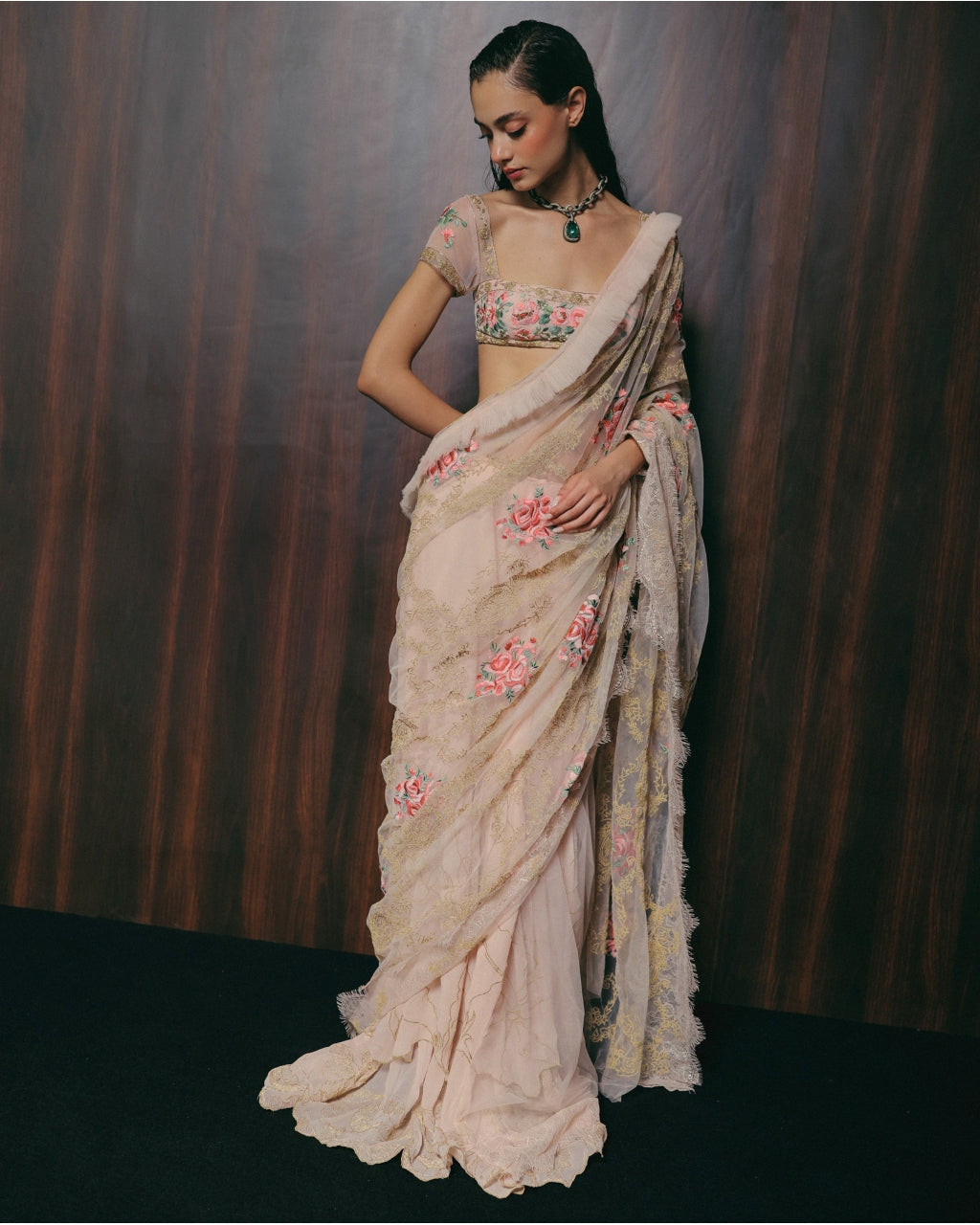 Lady Blushes A Lot Sari Set