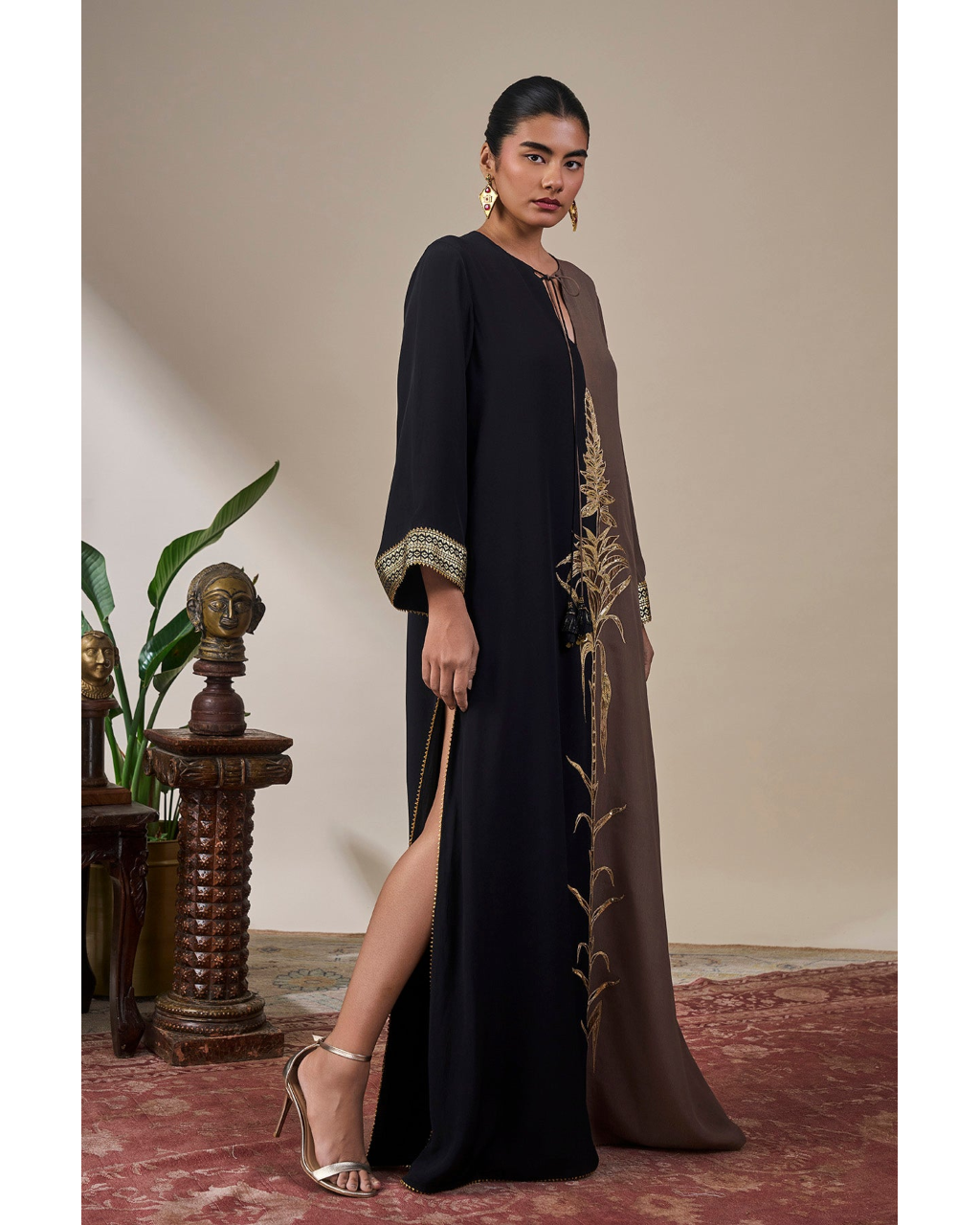 Black & Brown Shaahi Bloom Kaftan