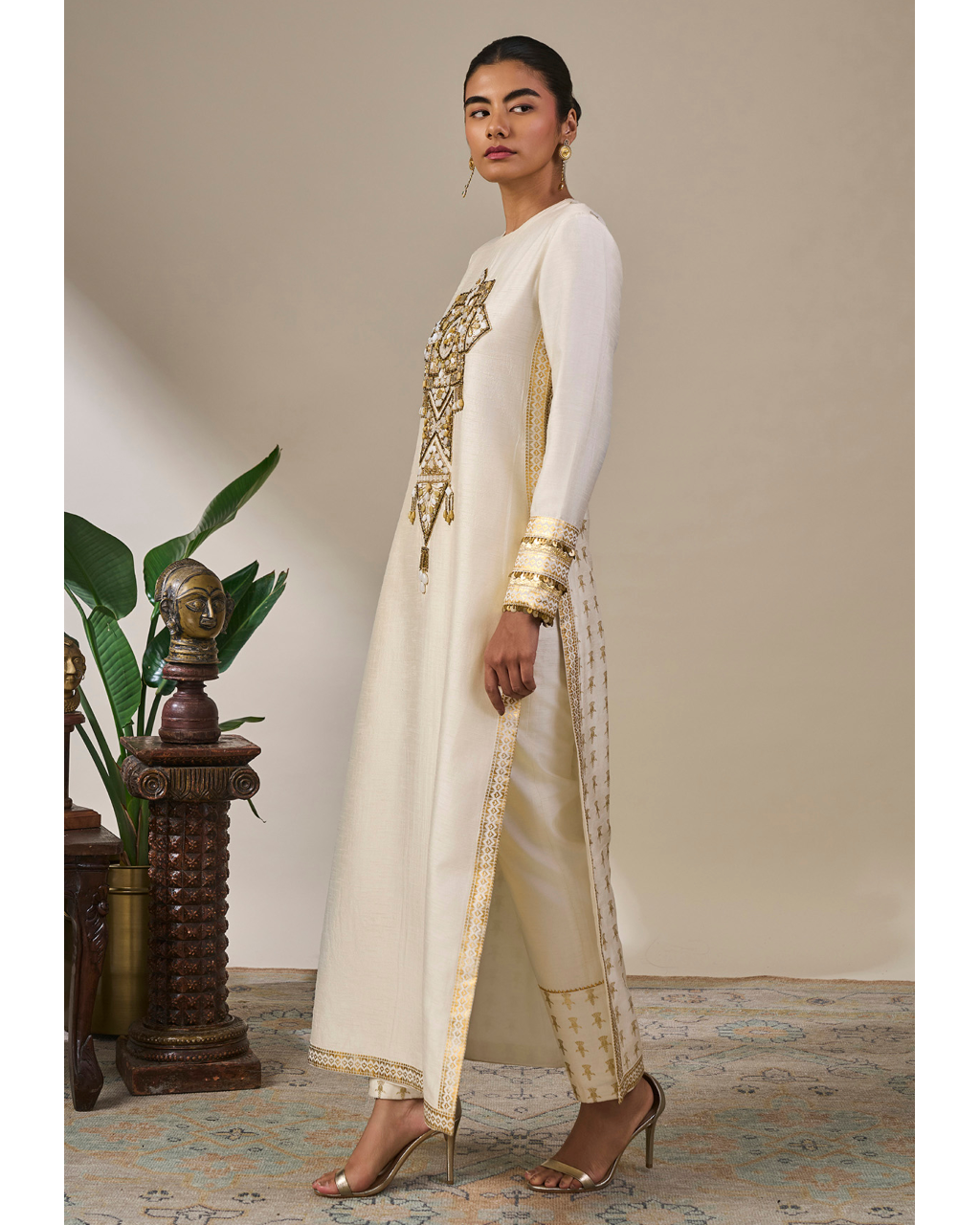 Ivory Anaar Chronicles Kurta Set