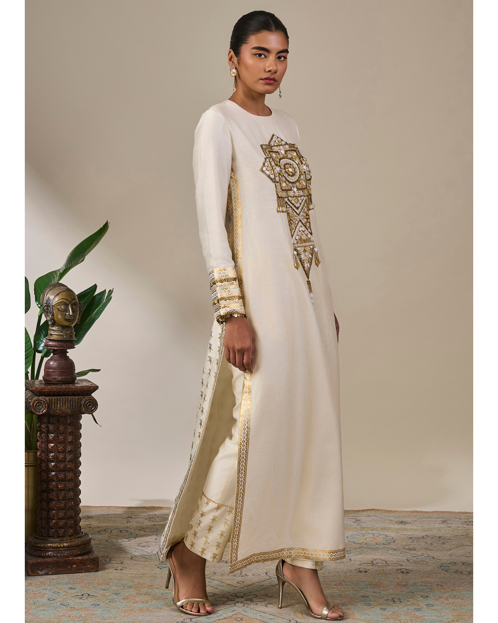 Ivory Anaar Chronicles Kurta Set