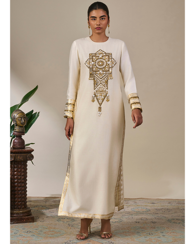 Ivory Anaar Chronicles Kurta Set