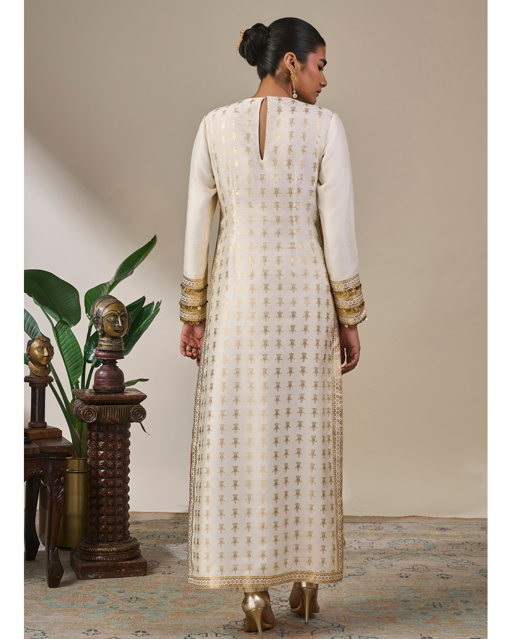 Ivory Anaar Chronicles Kurta Set