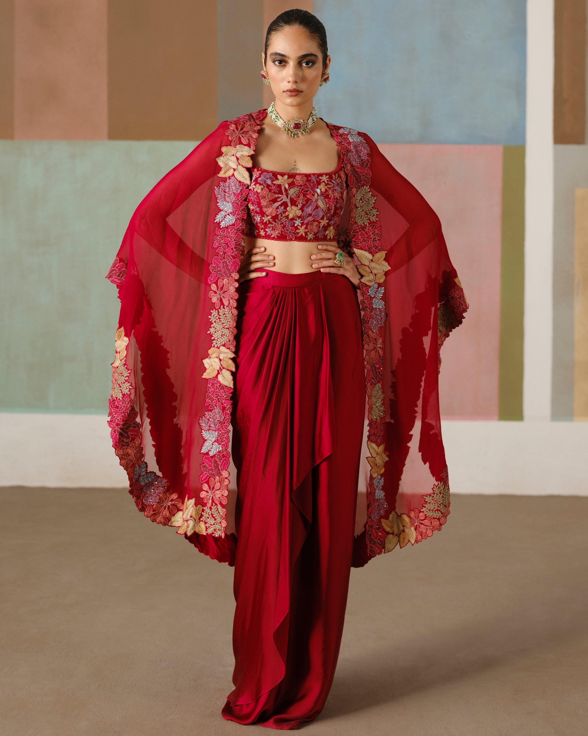 Red Lea Cape Set
