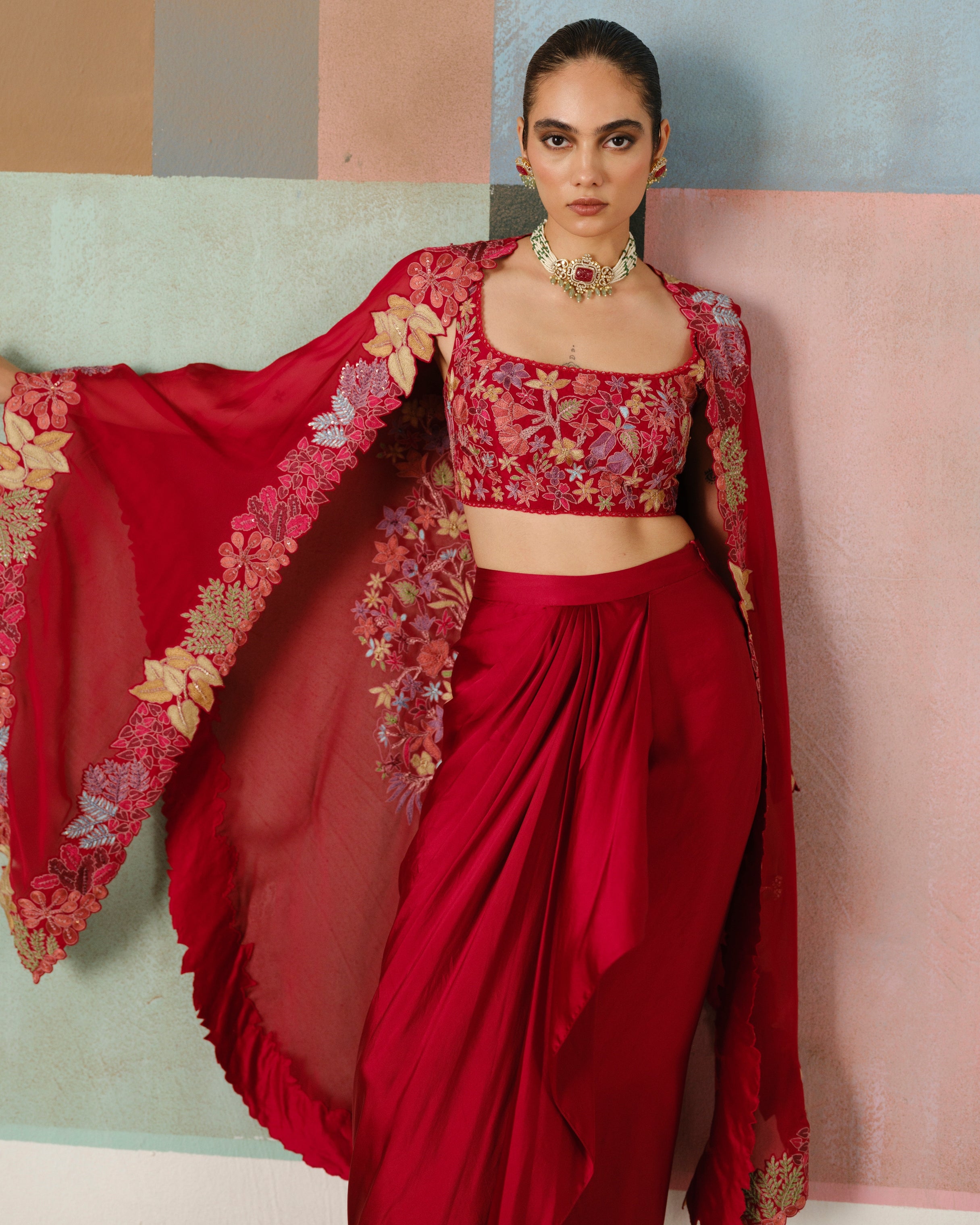 Red Lea Cape Set