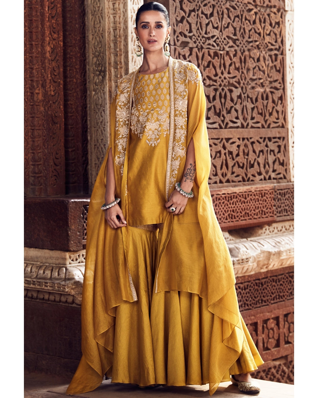 The Sona Patti Turmeric Cape With Kurta Set