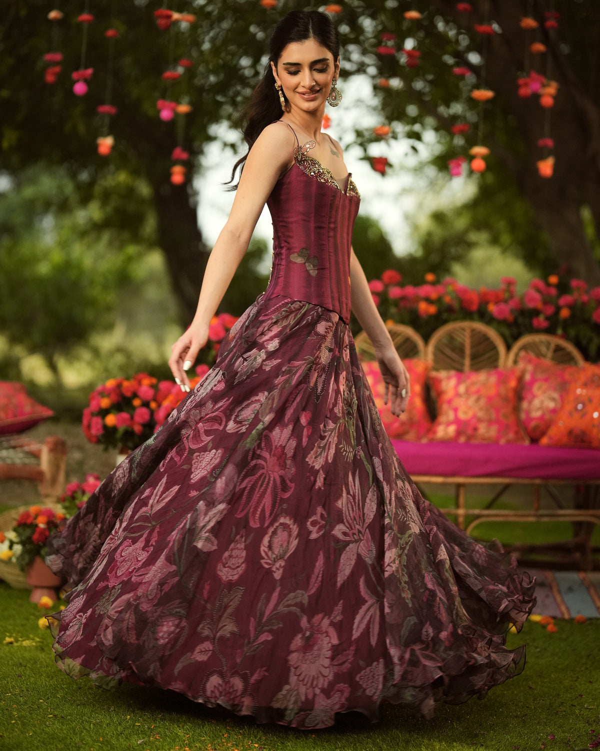 red mehndi dress Lehenga Mehndi Suit For Bride Embroidered Mehndi Dress In Dark Green Lehenga Choli Style LARGE