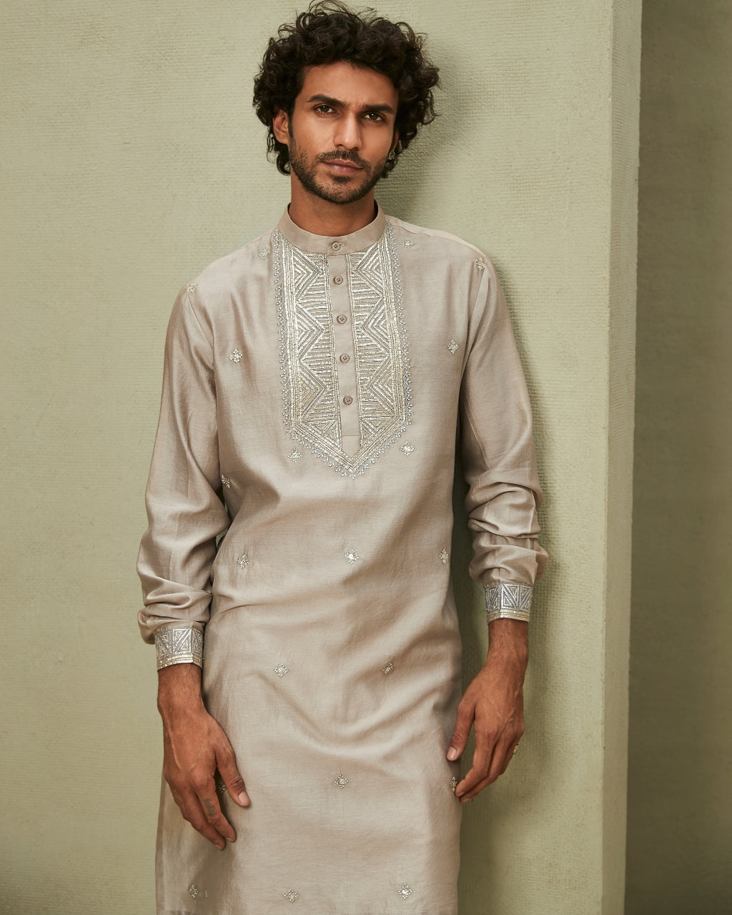 The Contemporary Classic Kurta Set