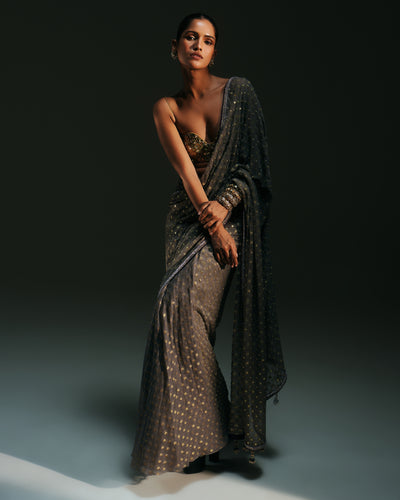 Tia Sari Set