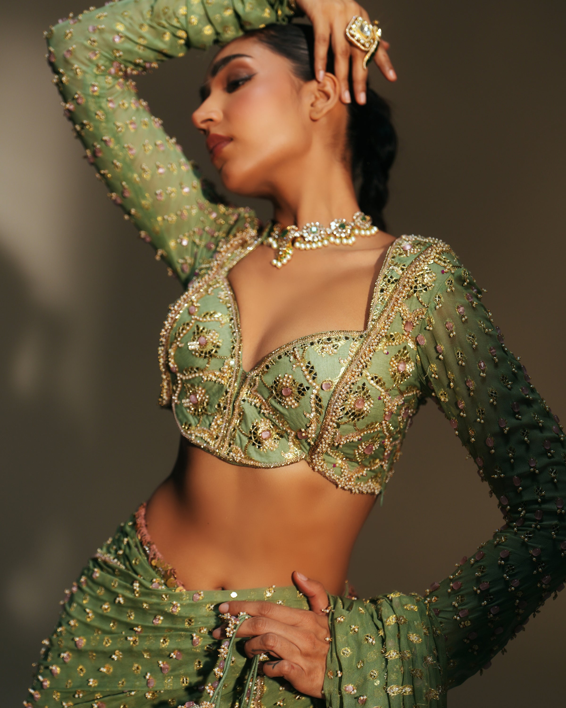 Unnati Sari Set