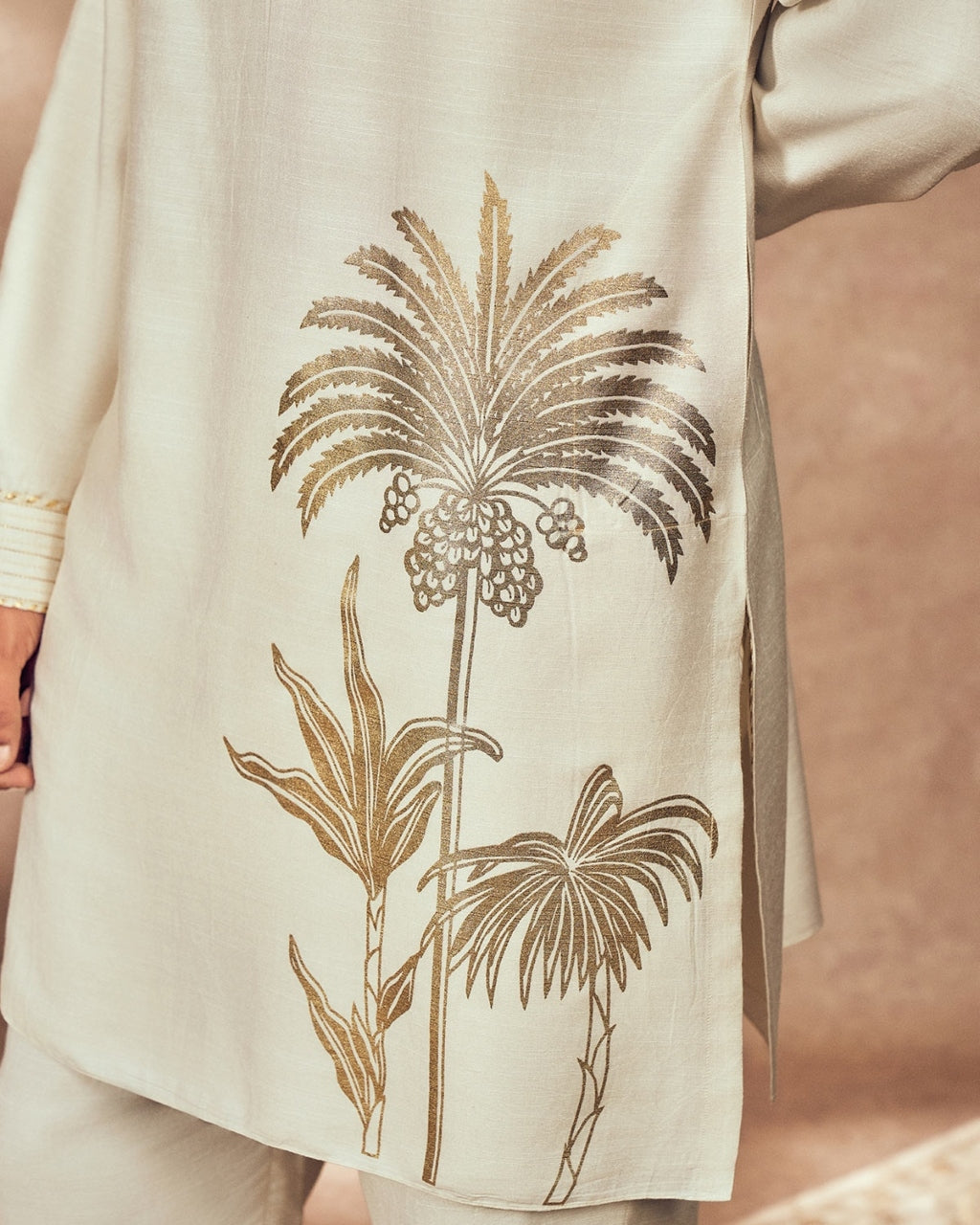 Ivory Palm Blooms Kurta