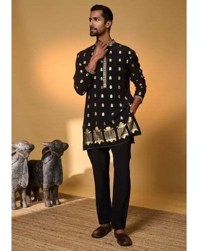 Black Turtle Tale Kurta Set
