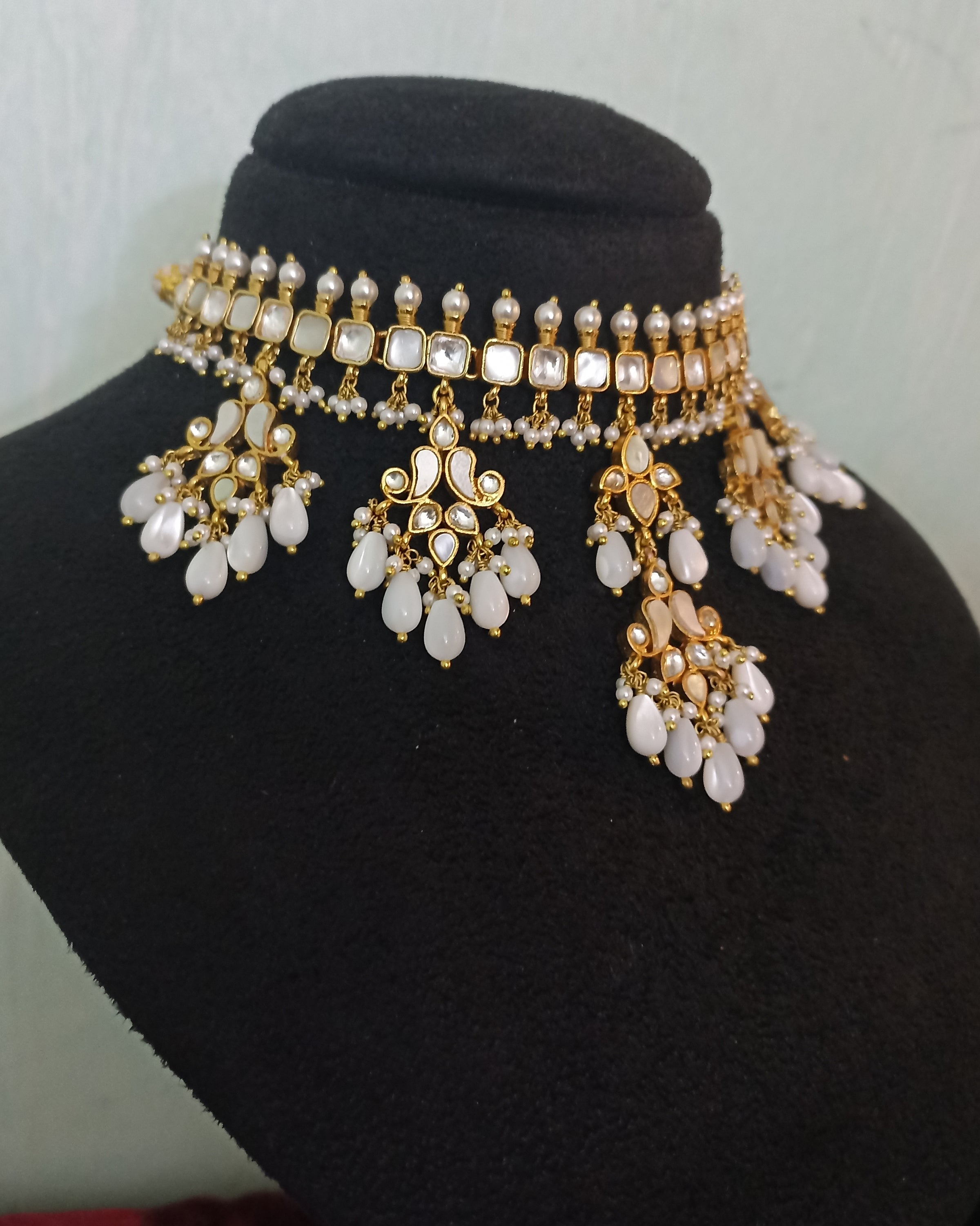 The Ranisa Necklace Set