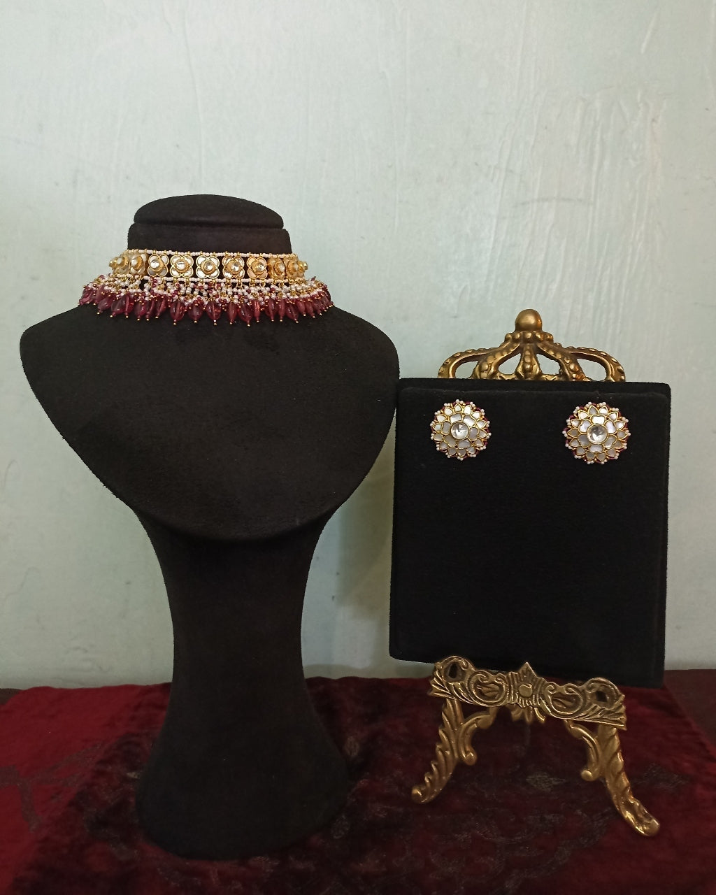 Celestia Mother Of Pearl Necklace Set