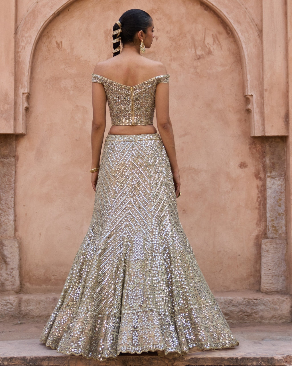 Sunehri Lehenga Set