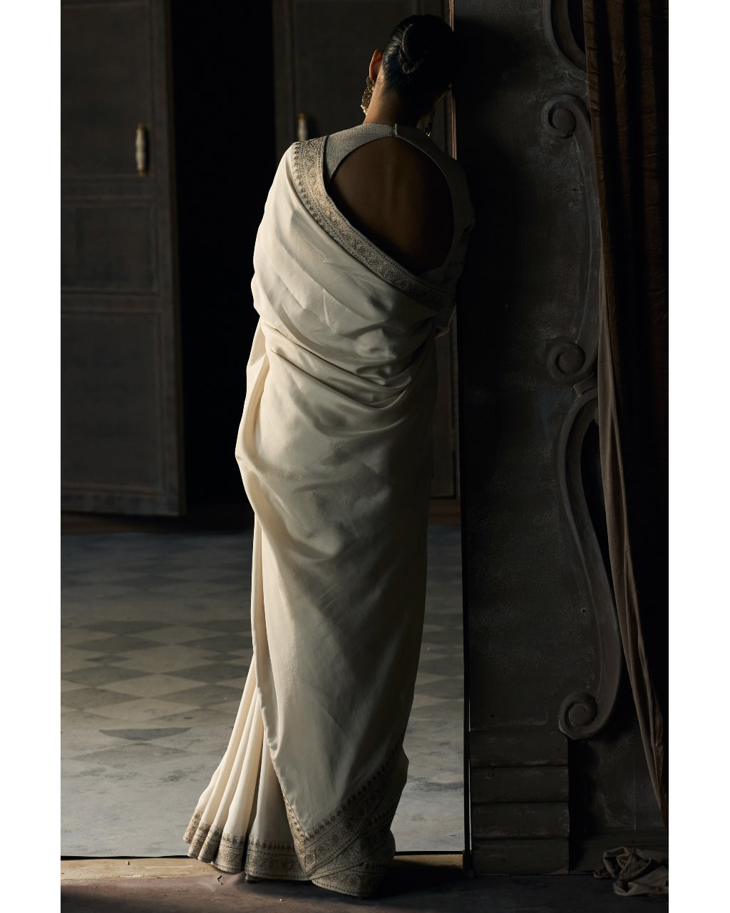 The Royal Montmartre Ekru Silk Sari Set