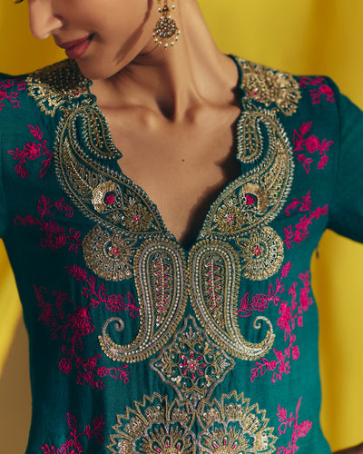 Amrita Short Kurta Set