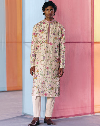 Avyukt Kurta Set