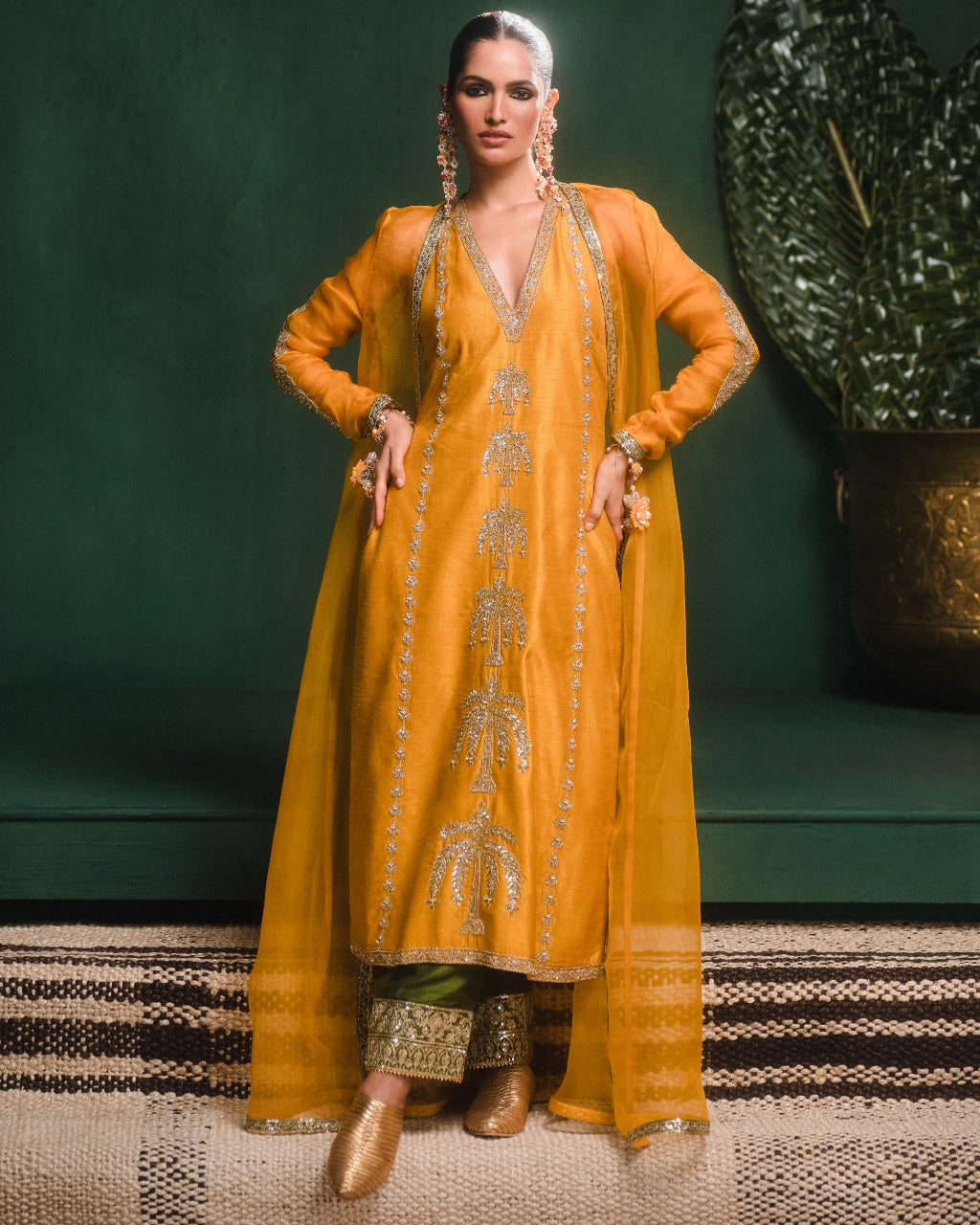 The Aam Panna Kurta Set