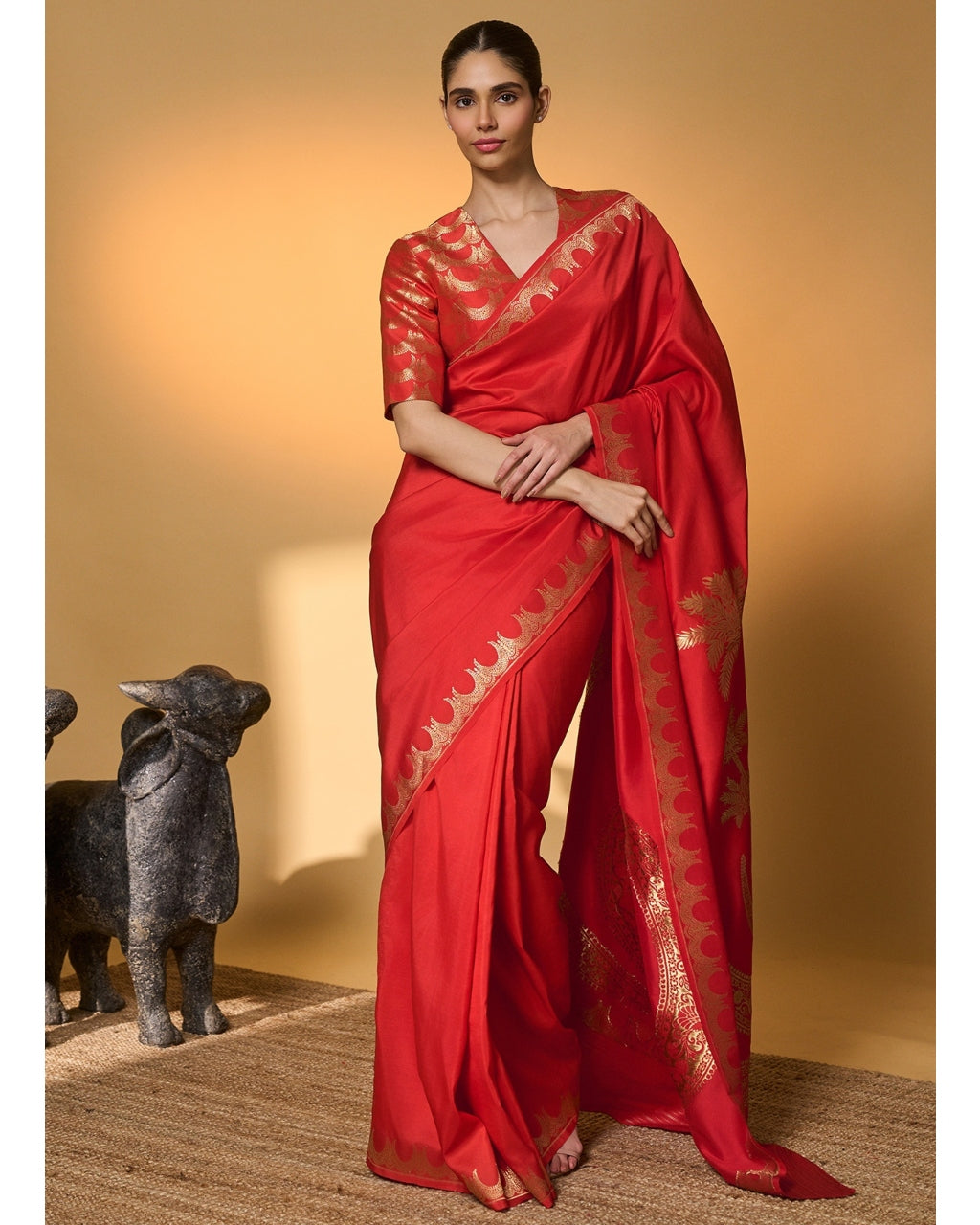 Crimson Tijila Sari