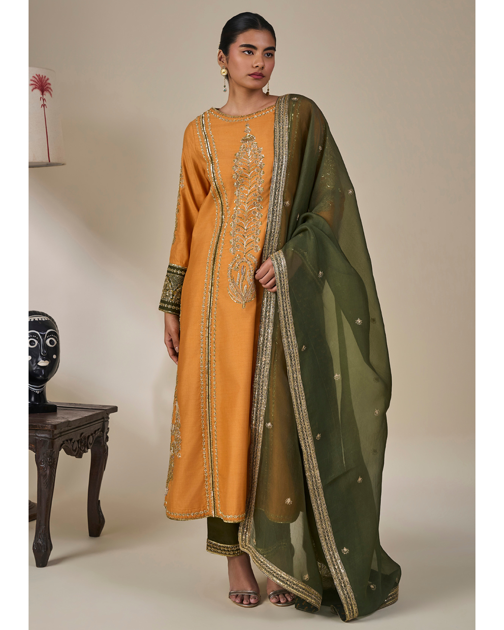 Meetha Paan Pataka Kurta Set