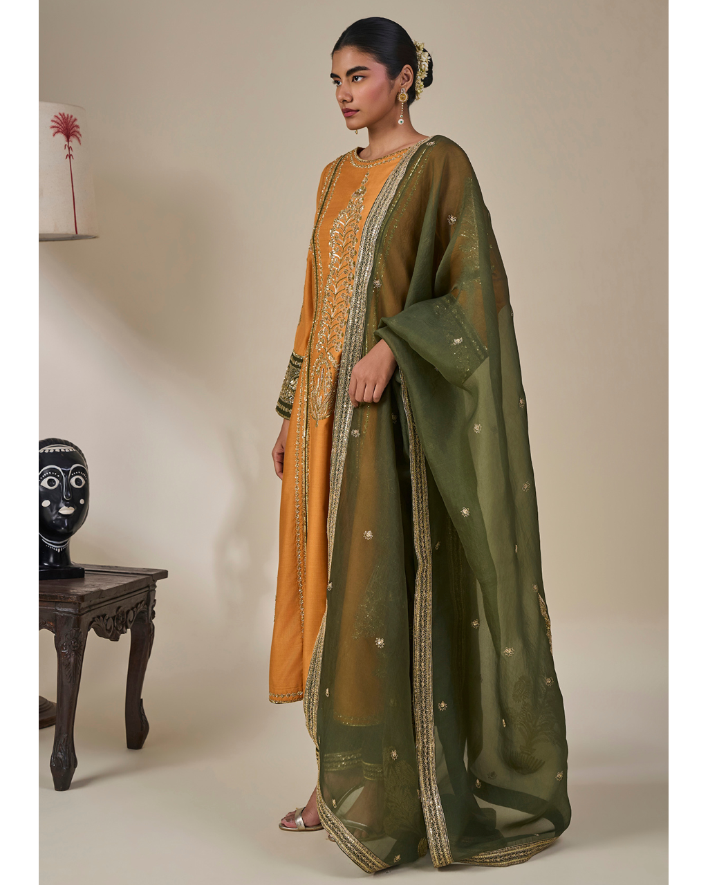 Meetha Paan Pataka Kurta Set