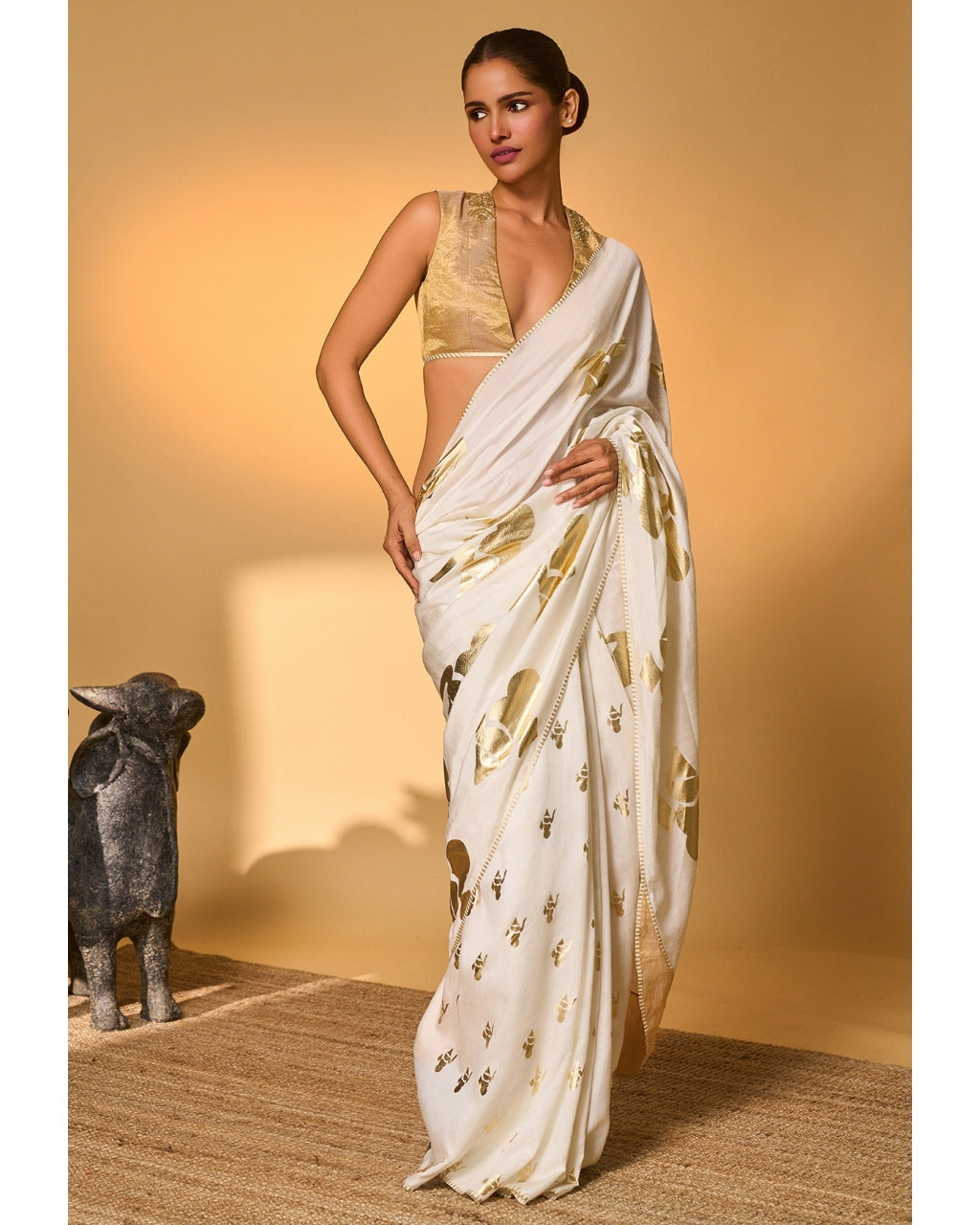 Ivory Ganesh Sari