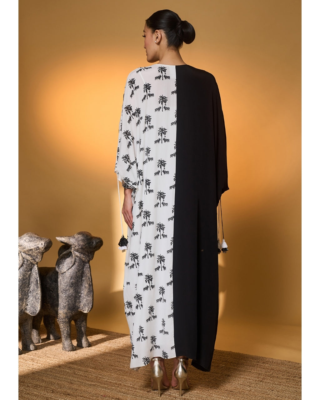 Black & White Tropical Nandi Kaftan