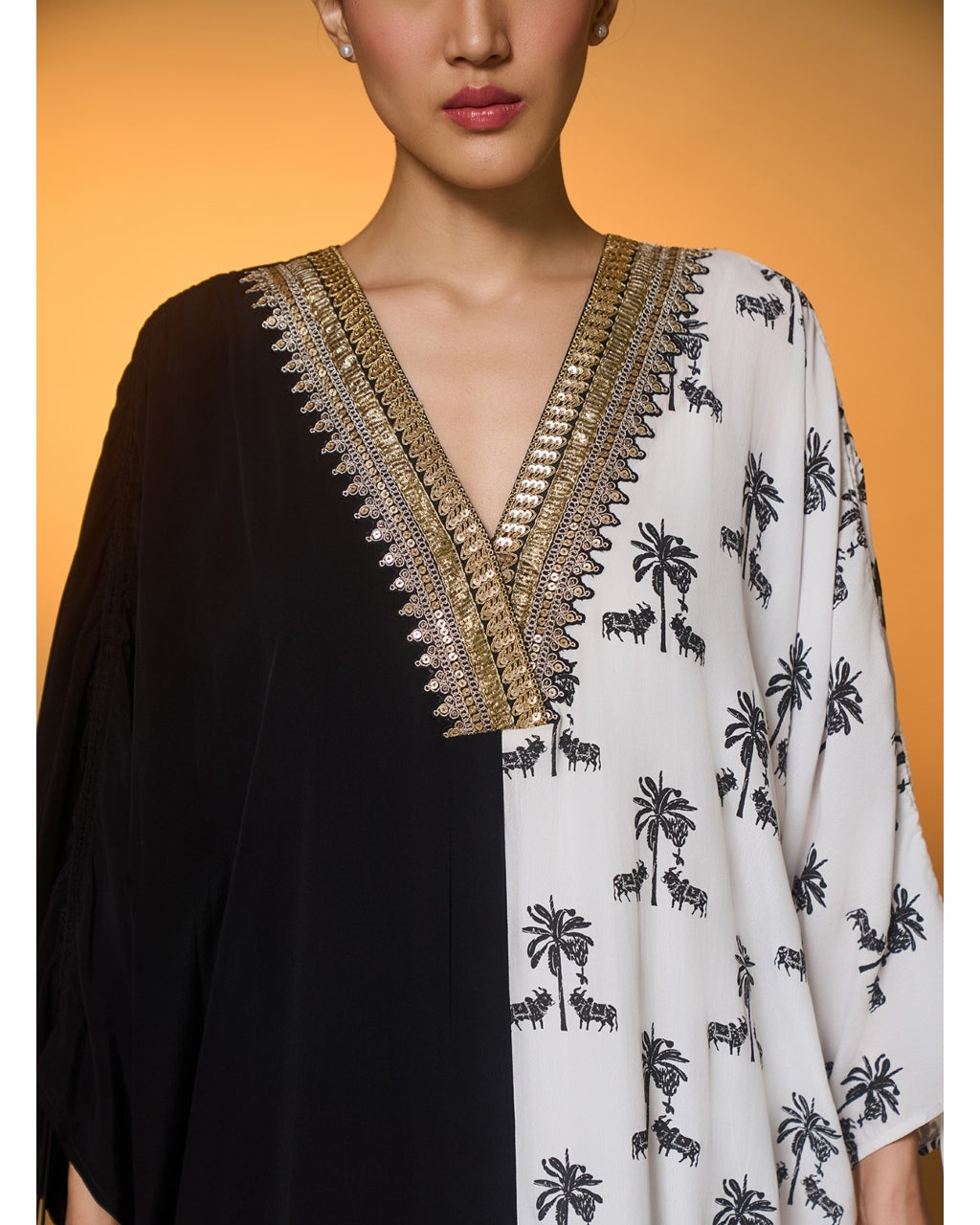 Black & White Tropical Nandi Kaftan