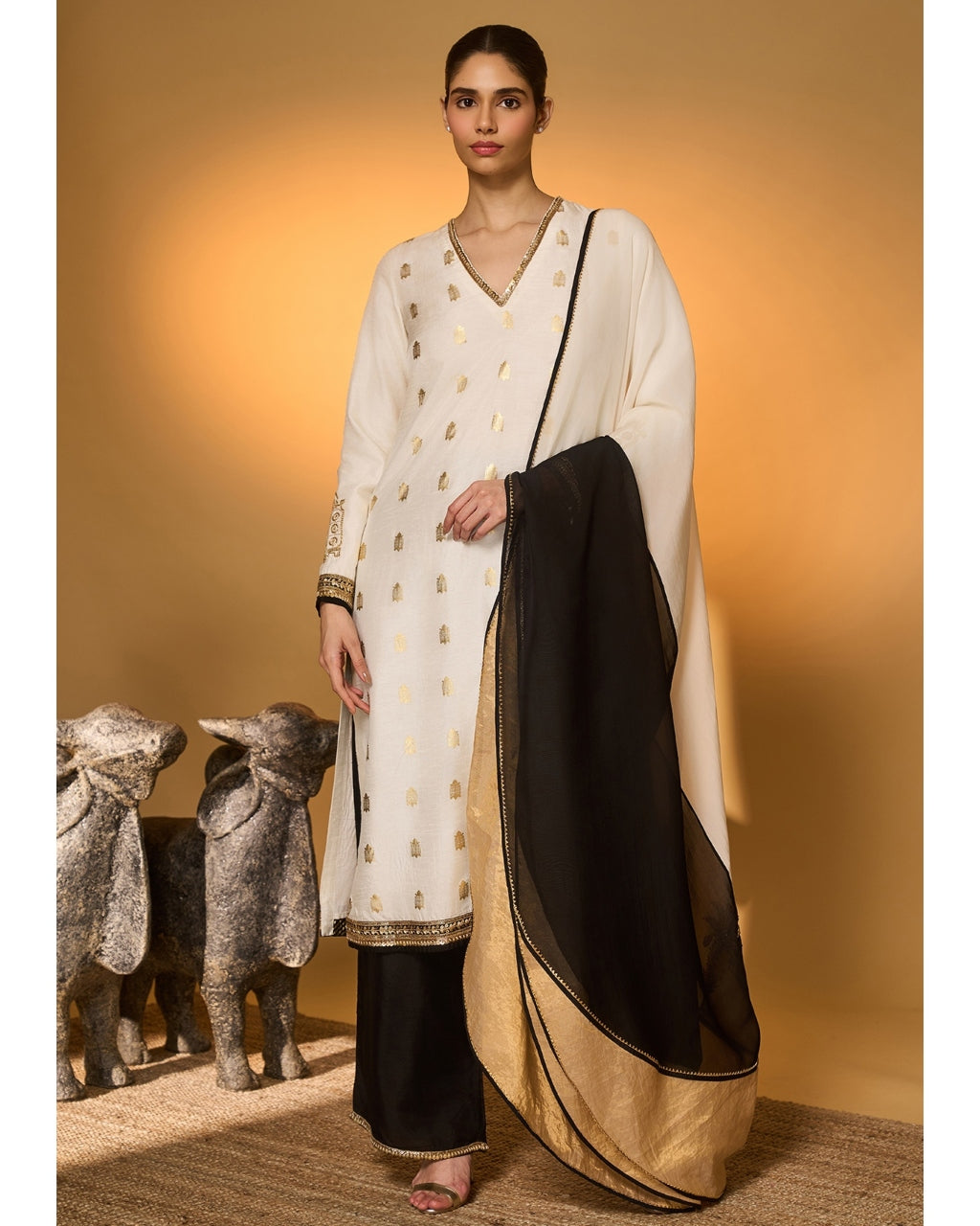 Ivory Turtle Tale Kurta Set