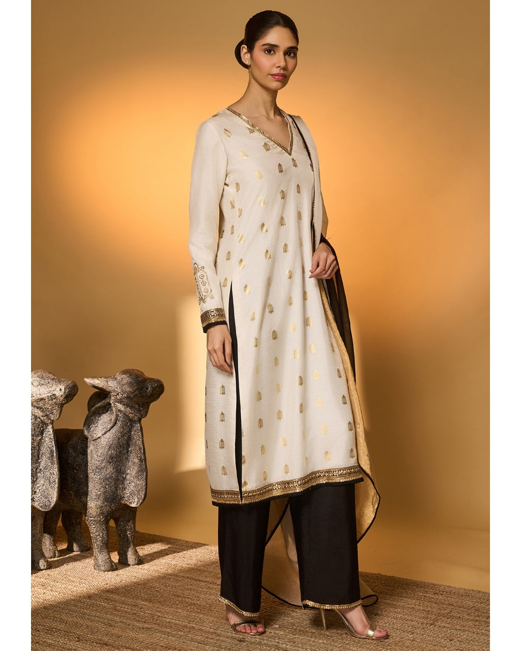 Ivory Turtle Tale Kurta Set