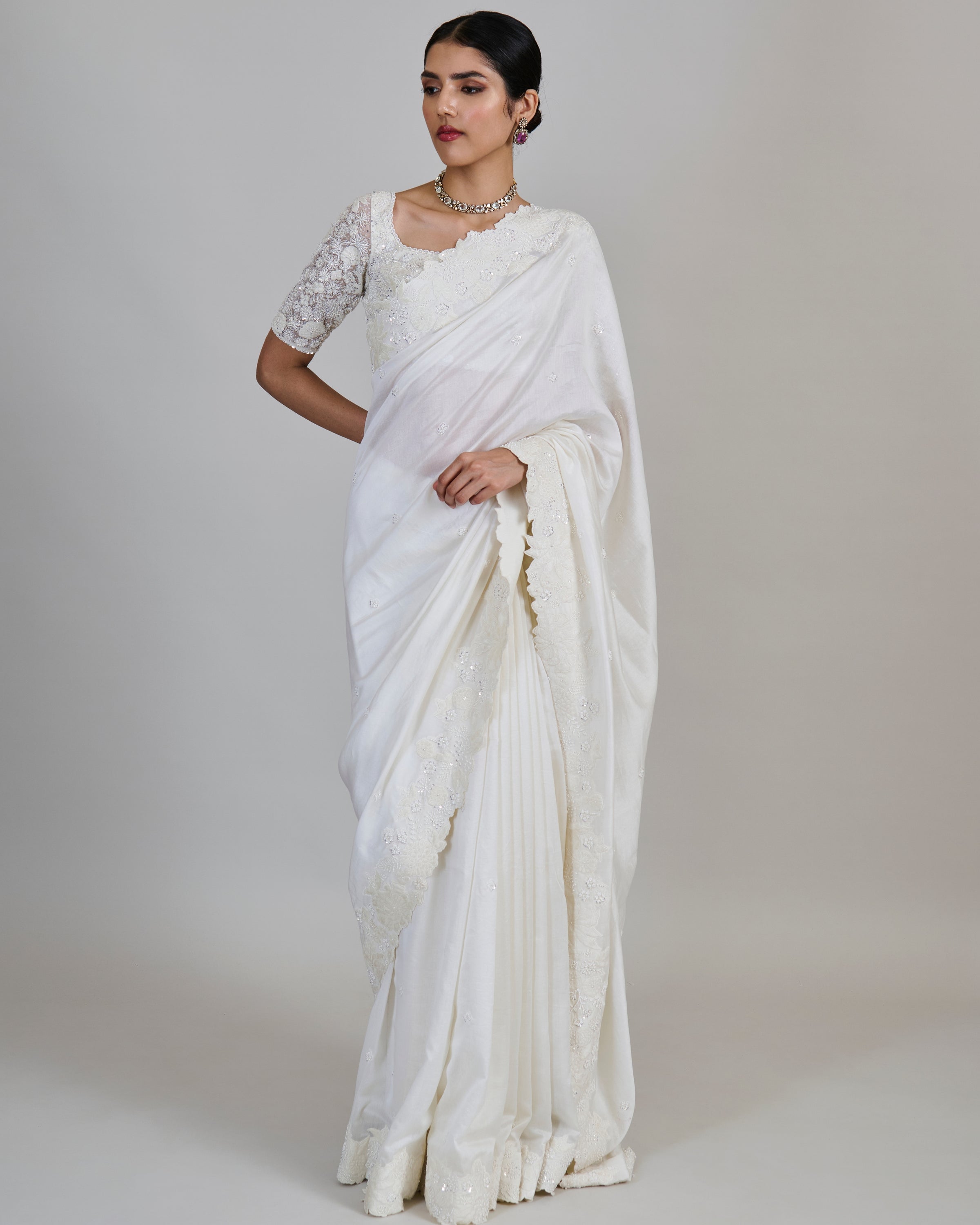 Ivory Rumi Sari Set