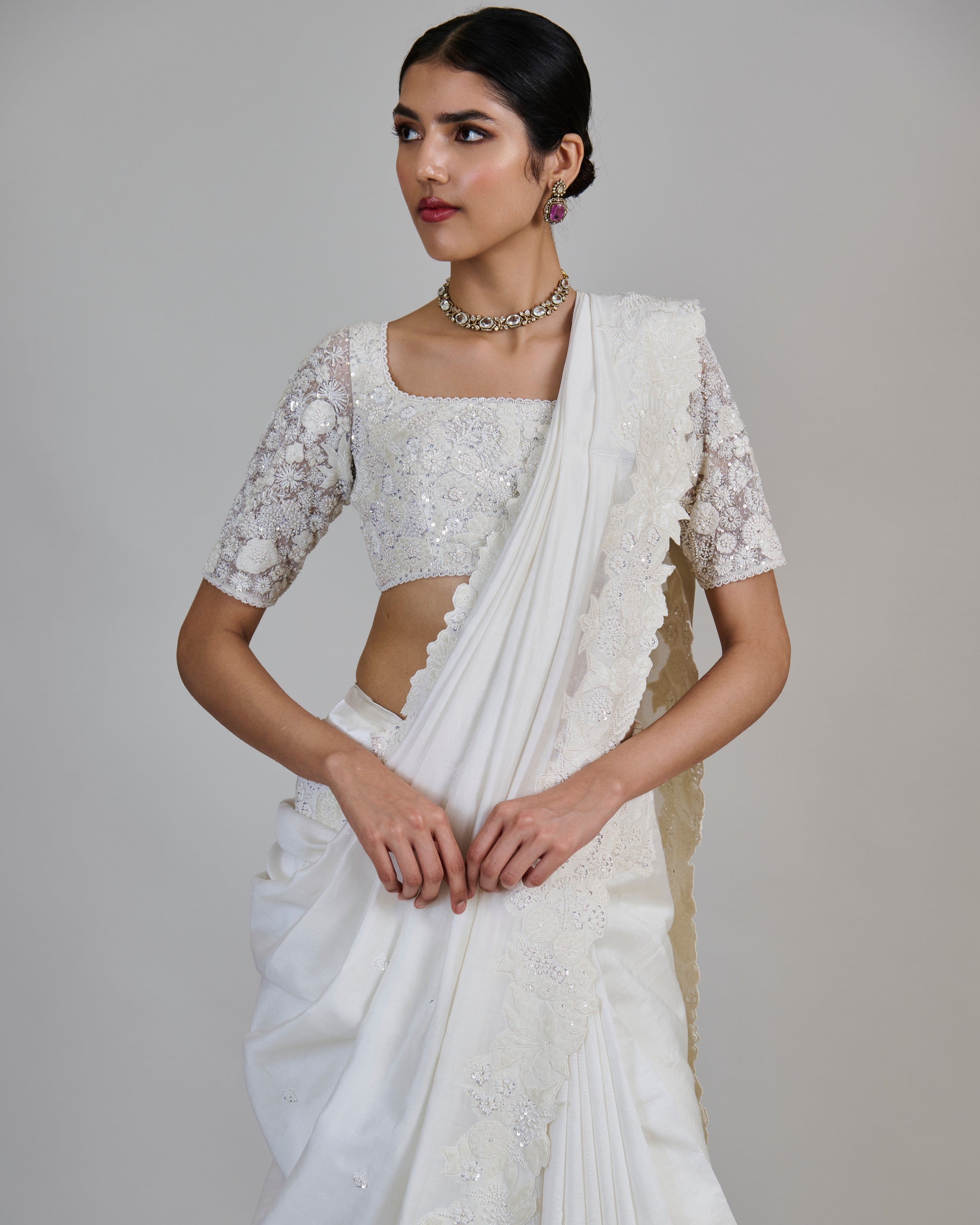 Ivory Rumi Sari Set