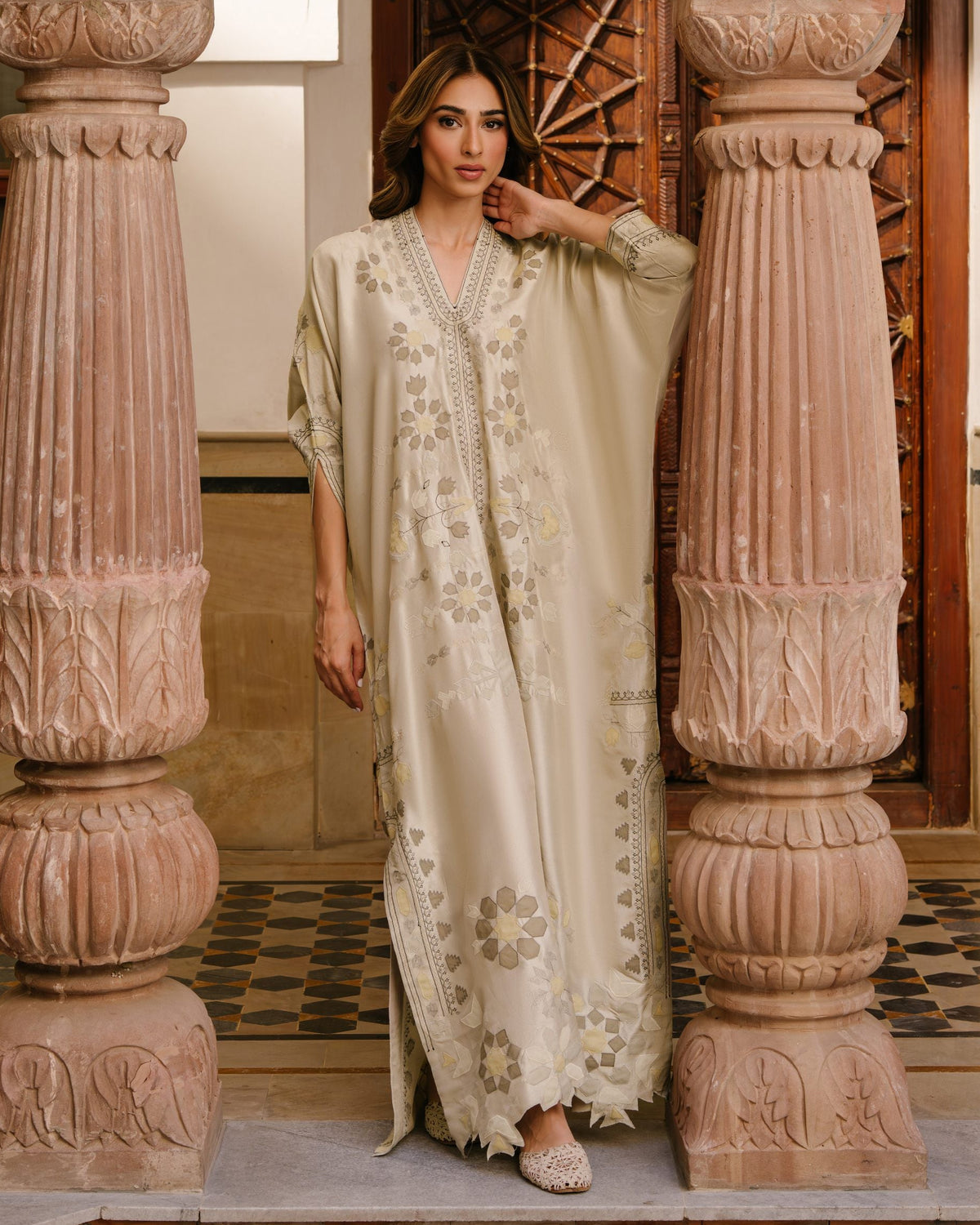 Izhaar Kaftan