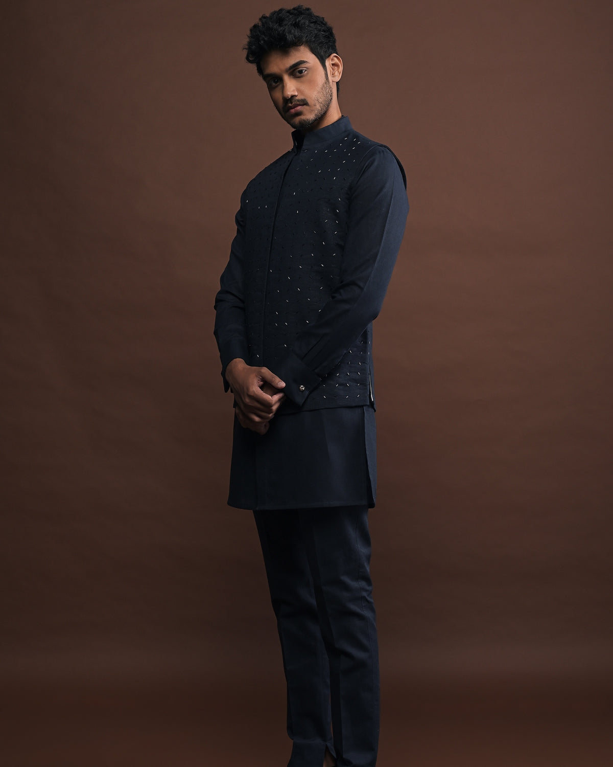 Twilight Embroidered Bandi With Matching Kurta Pajama