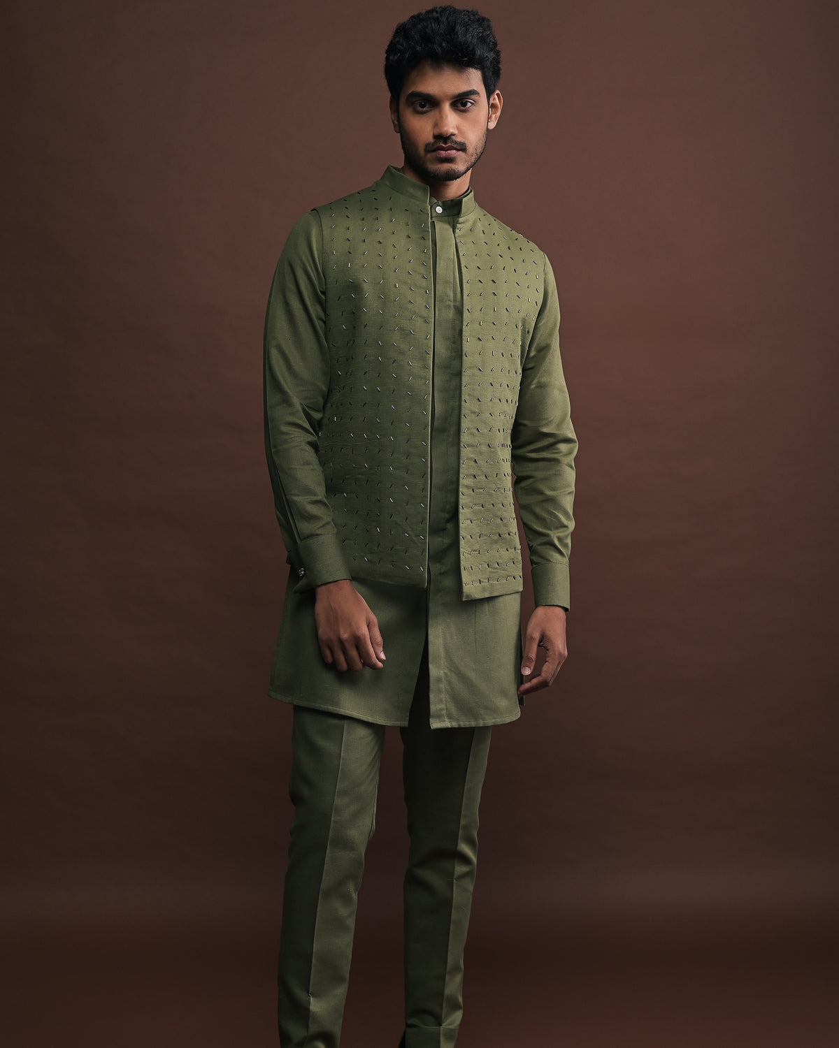 Croc Embroidered Bandi With Matching Kurta Pajama Set