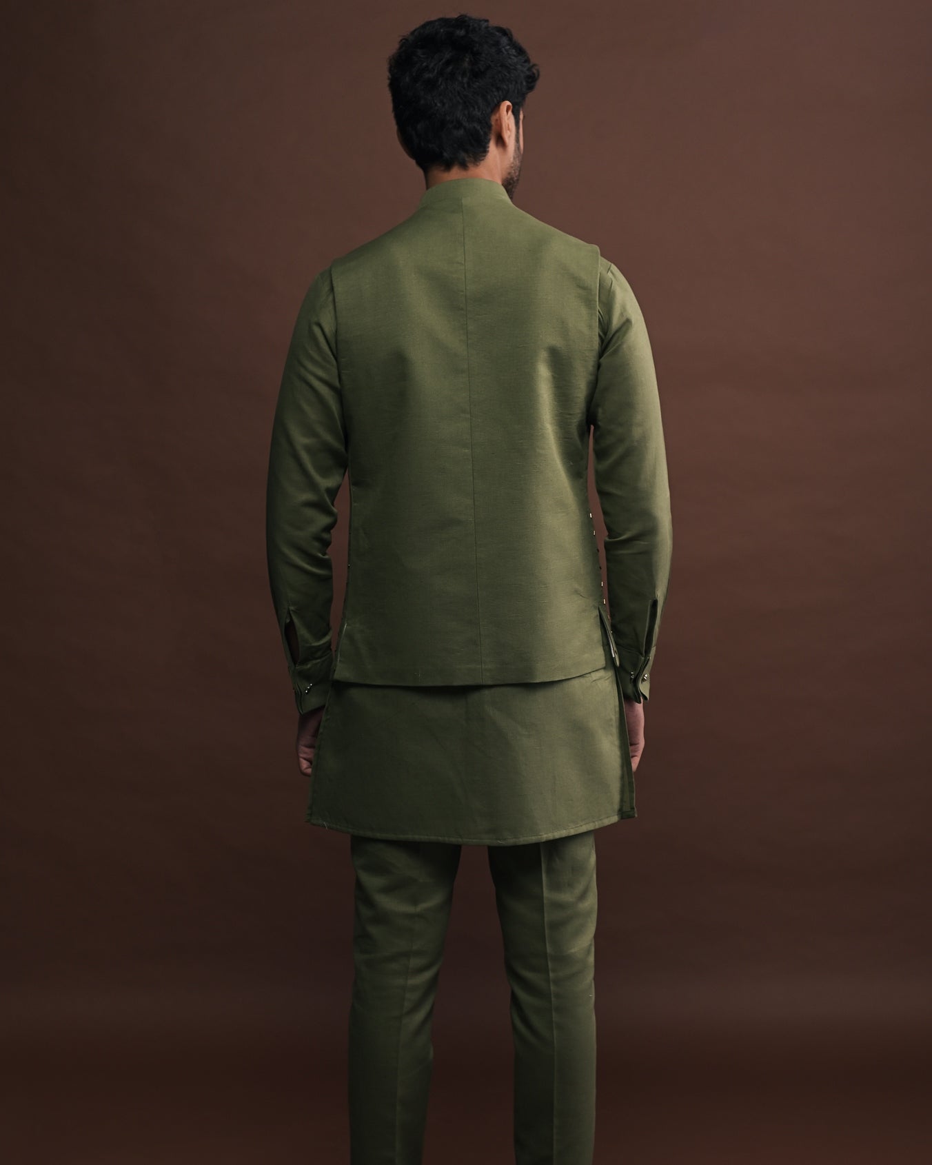 Croc Embroidered Bandi With Matching Kurta Pajama Set