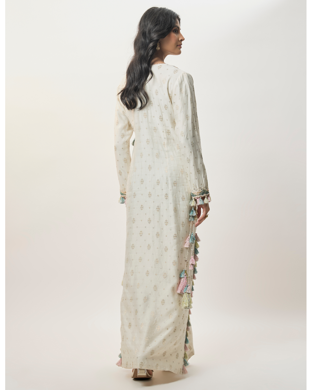 Saira Off-White Chiniya Silk Embroidered Yoke Beyza Kaftan