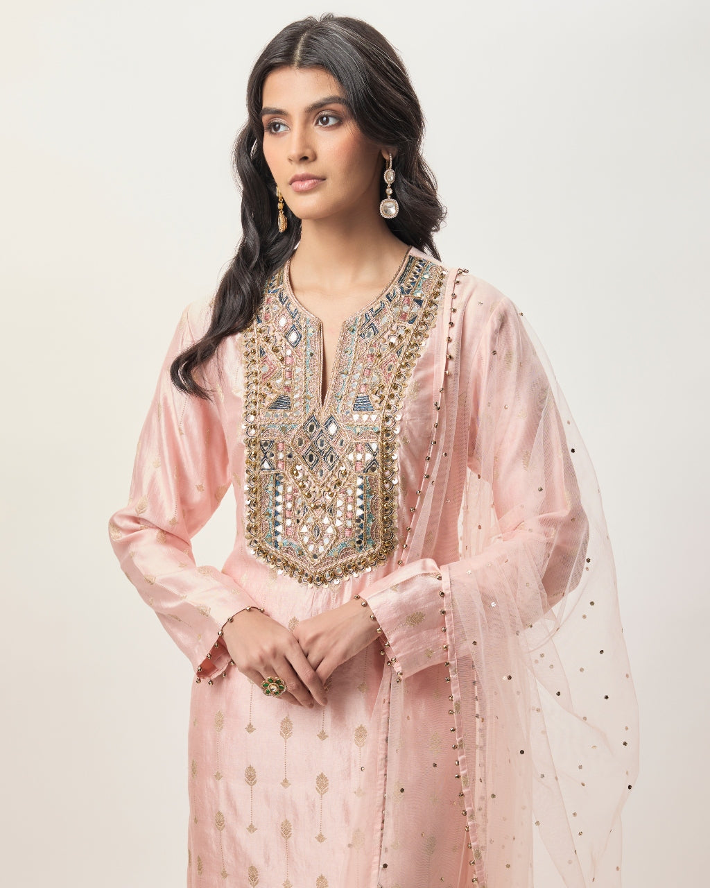 Farnaz Blush Pink Chiniya Silk Embroidered Yoke Kurta With Jogger Pant And Mukaish Net Dupatta