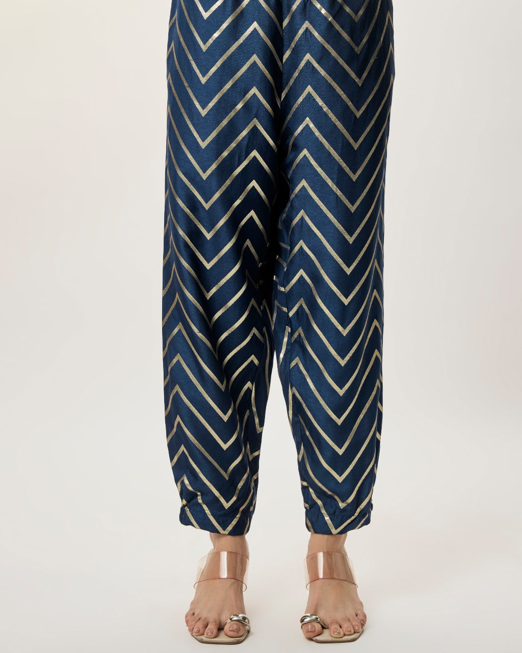 Raniya Navy Blue Dola Silk Embroidered Kaftan And Jogger Pant