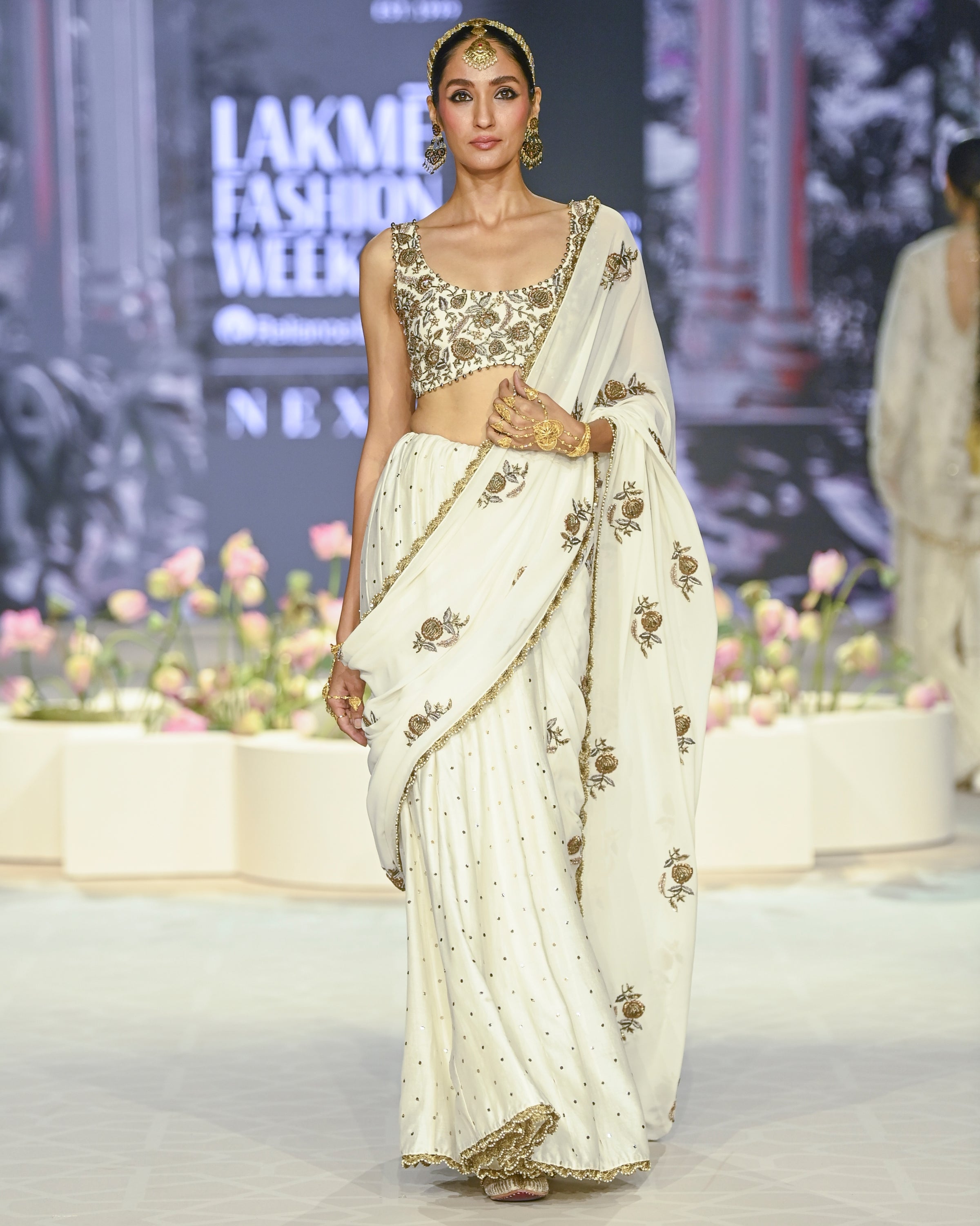 Najia Off White Choli With Embroidered Sari Set