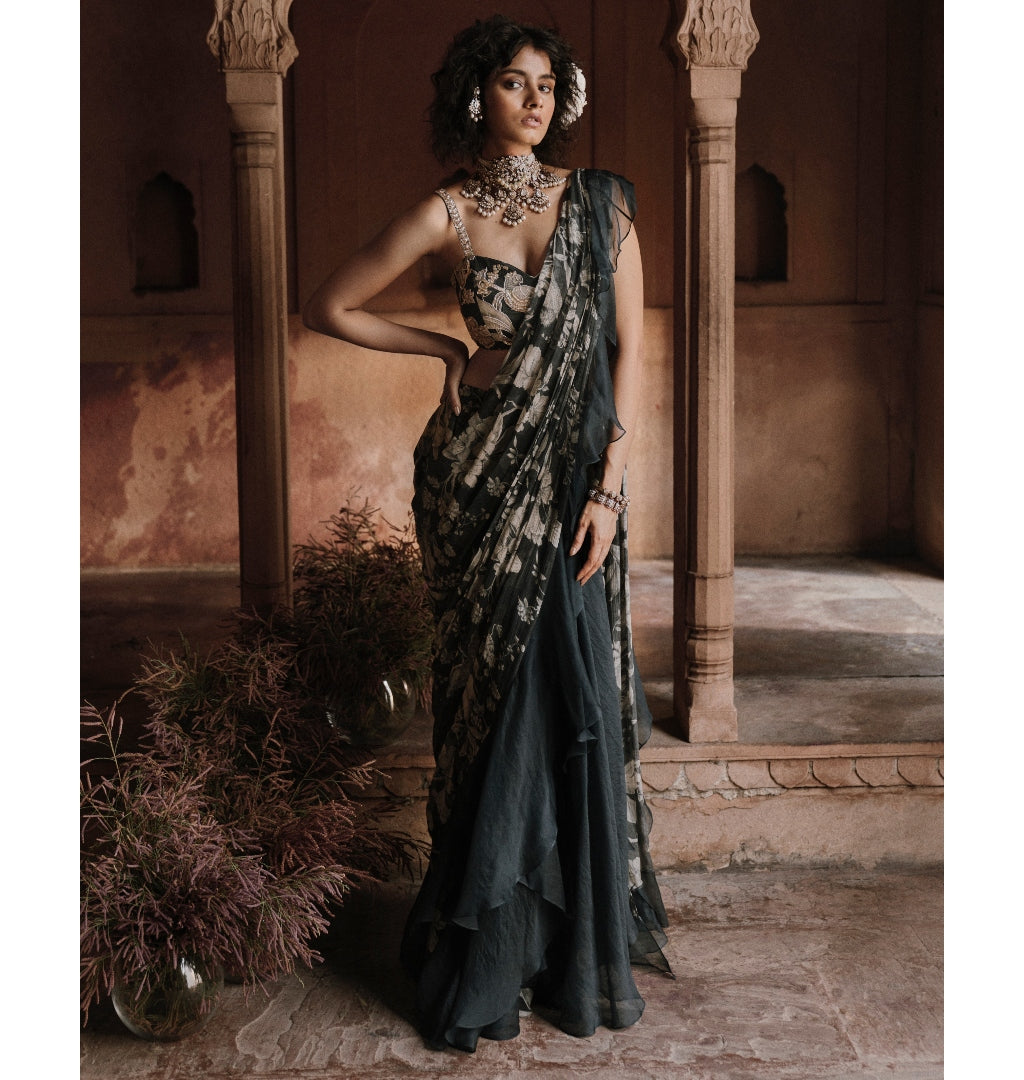 Enchanting Habitat Printed Saree Set