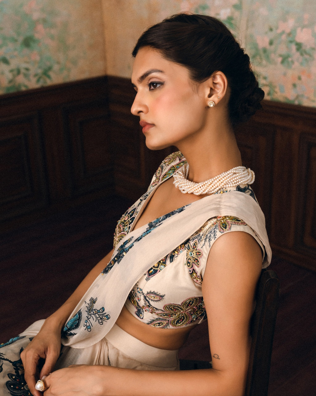 Wolfe Sari Set